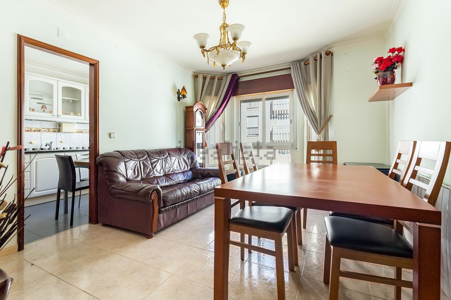 公寓 t1出售在Rua Gonçalo Velho - 客厅