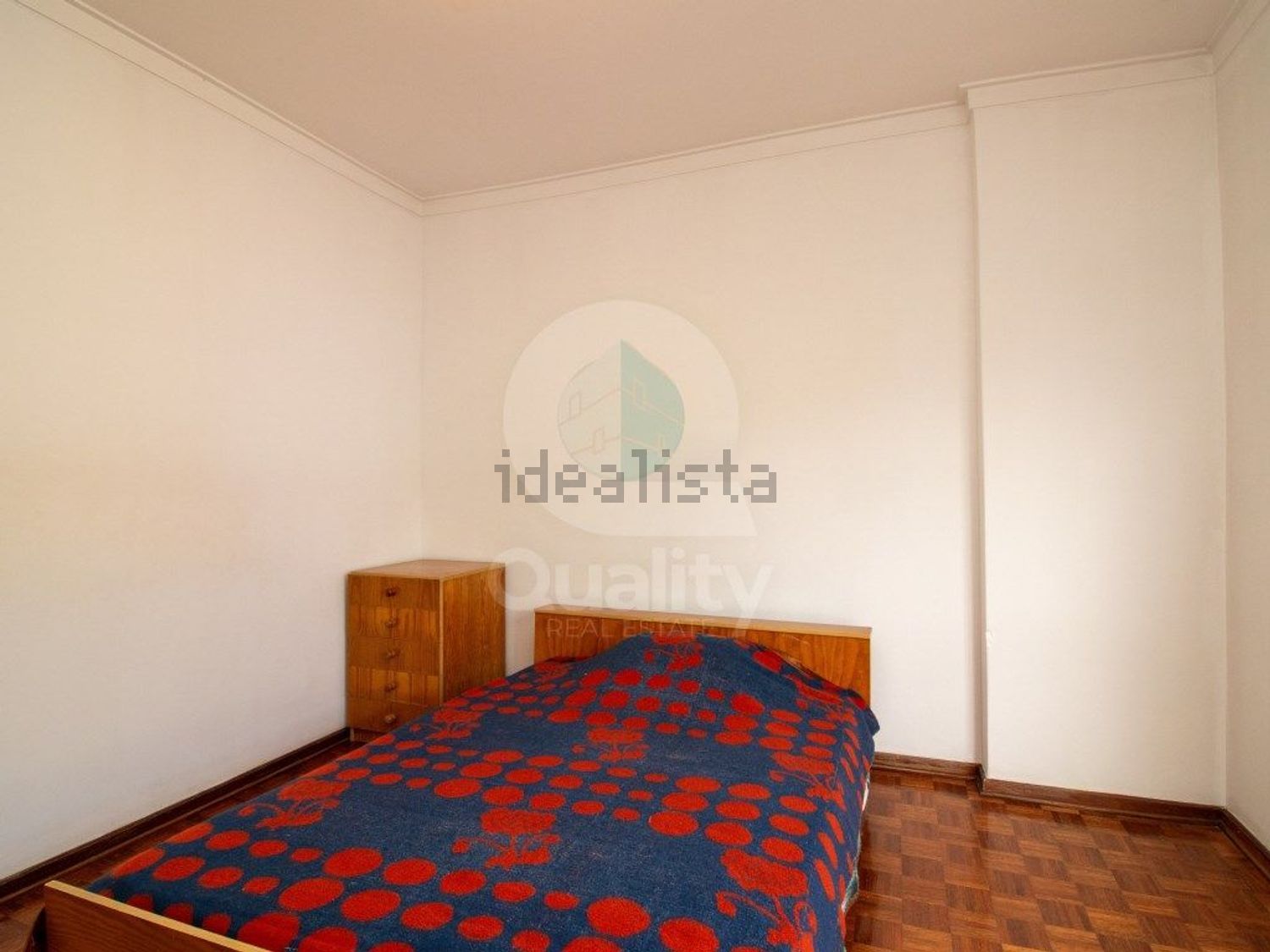 公寓 t1出售在Rua Francisco Miguel - 卧室