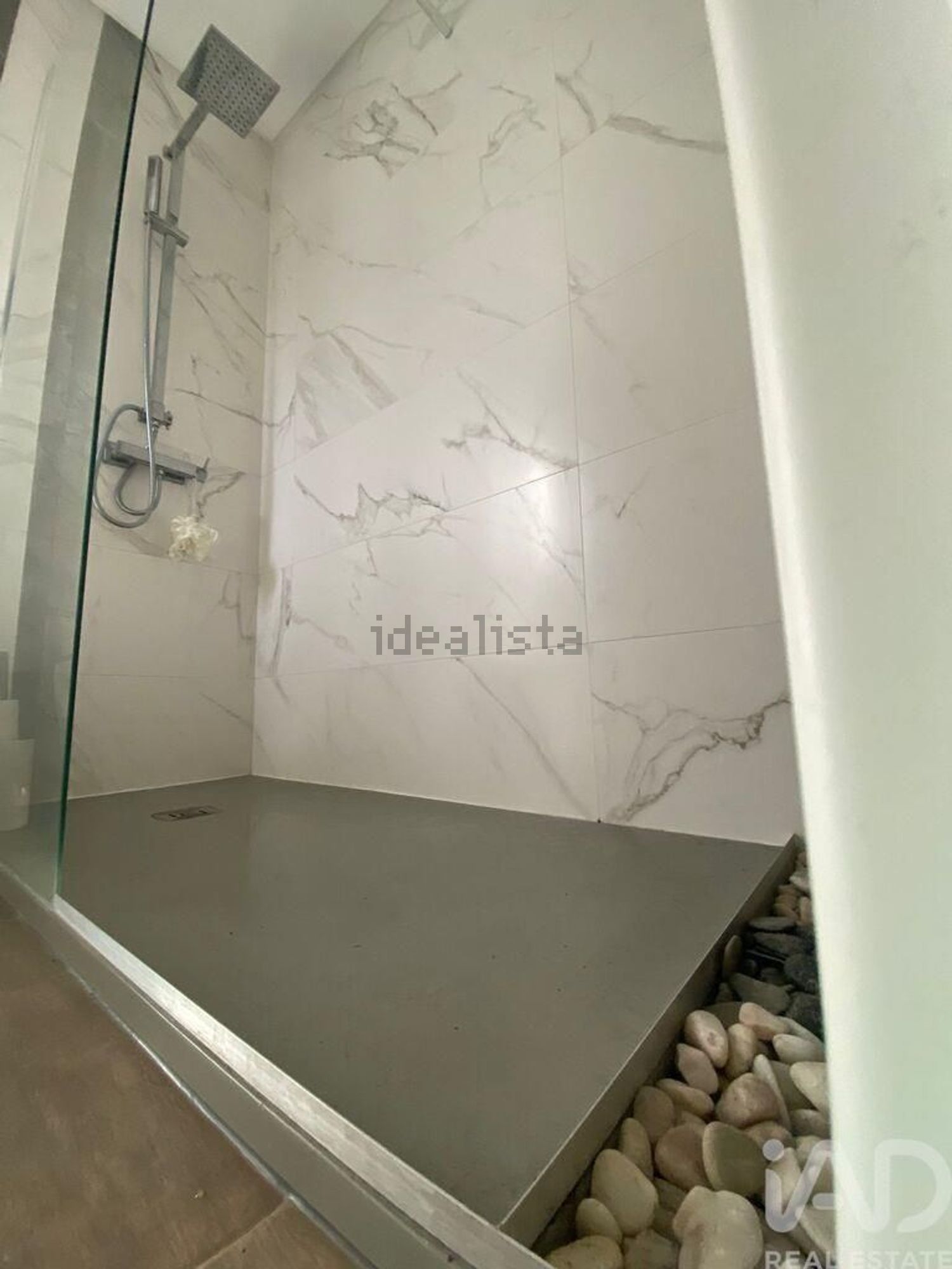 双拼别墅出售在Quintinhas - 卫生间