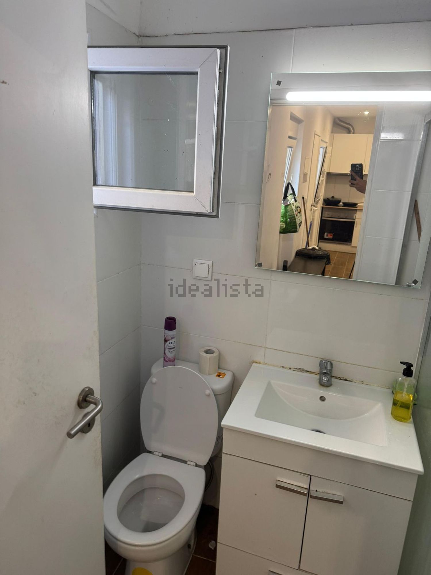 出租房间在Rua Ferreira Lapa, 1 - 卫生间