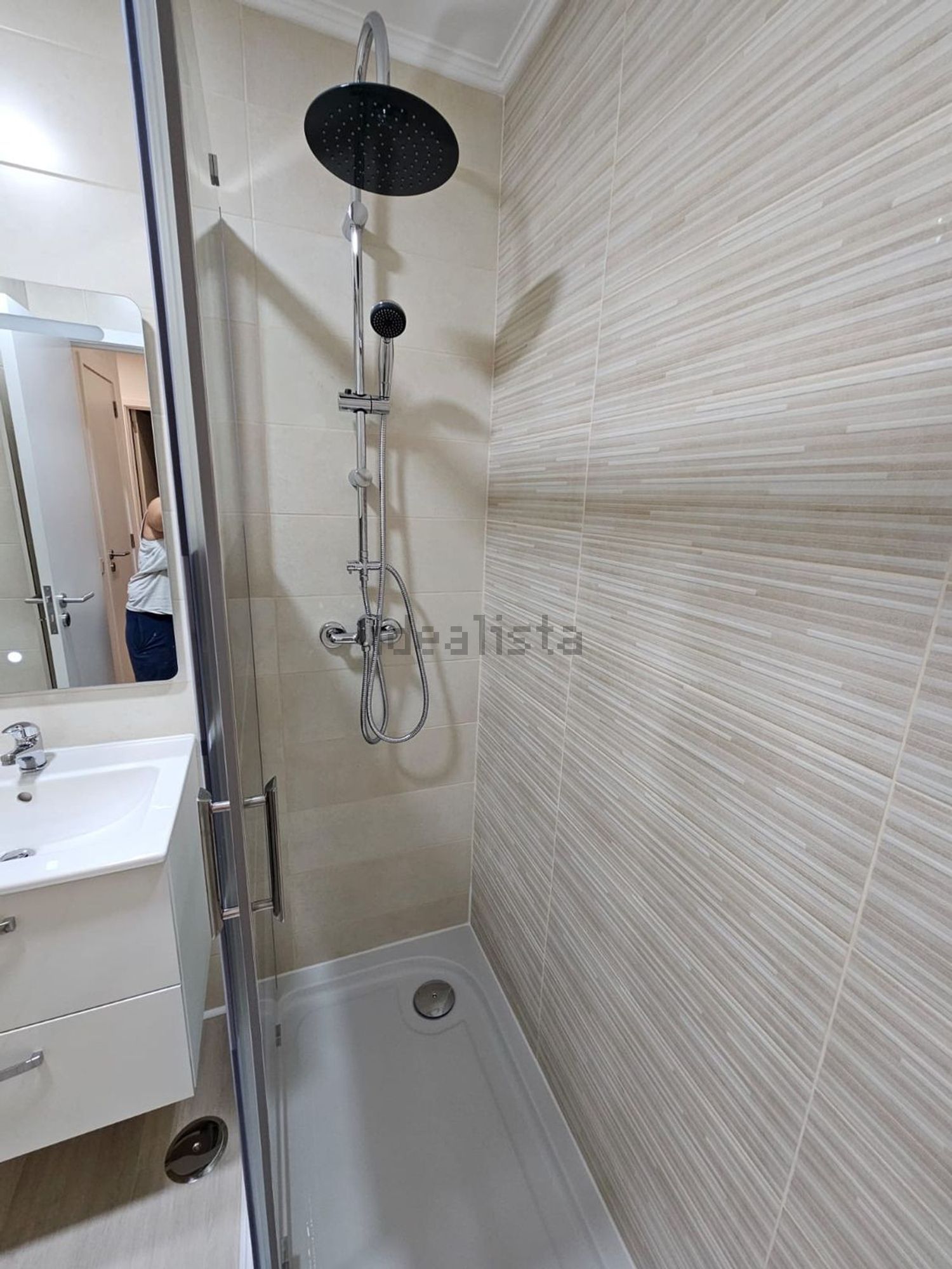 出租房间在Rua Bordalo Pinheiro, 27 - 卫生间