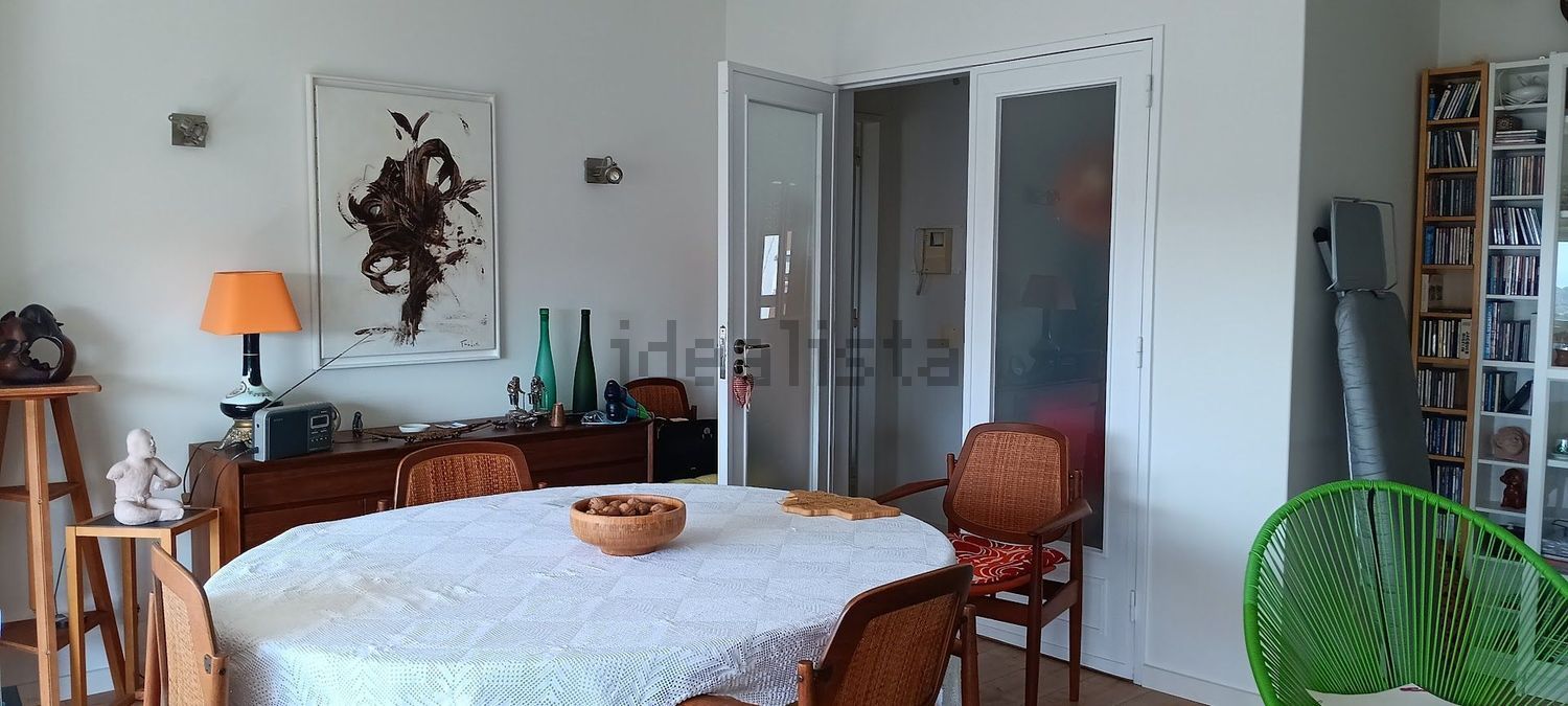 公寓 t3出售在Rua Doutor António José de Almeida, 9 - 客厅