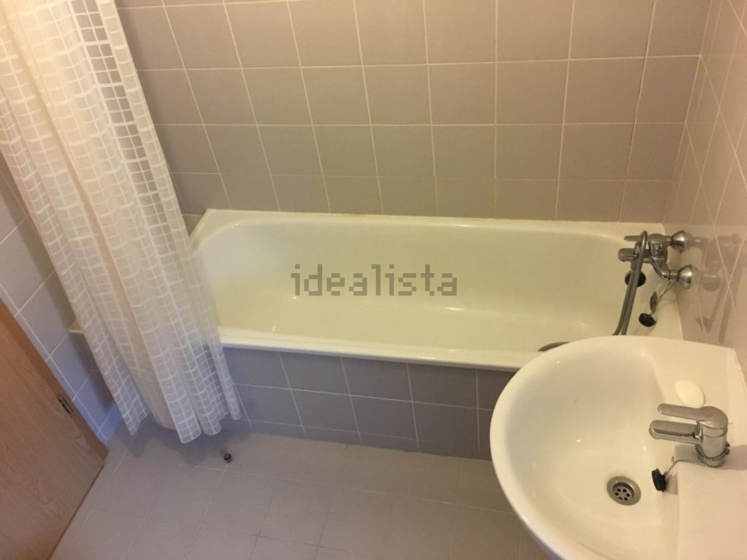 出租公寓 t2在Rua João Abel Manta, 1750 -131 - 卫生间