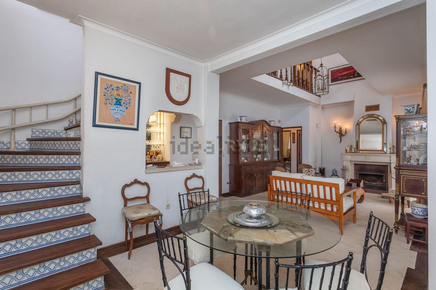 小楼房或独栋别墅出售在Cobre - 客厅