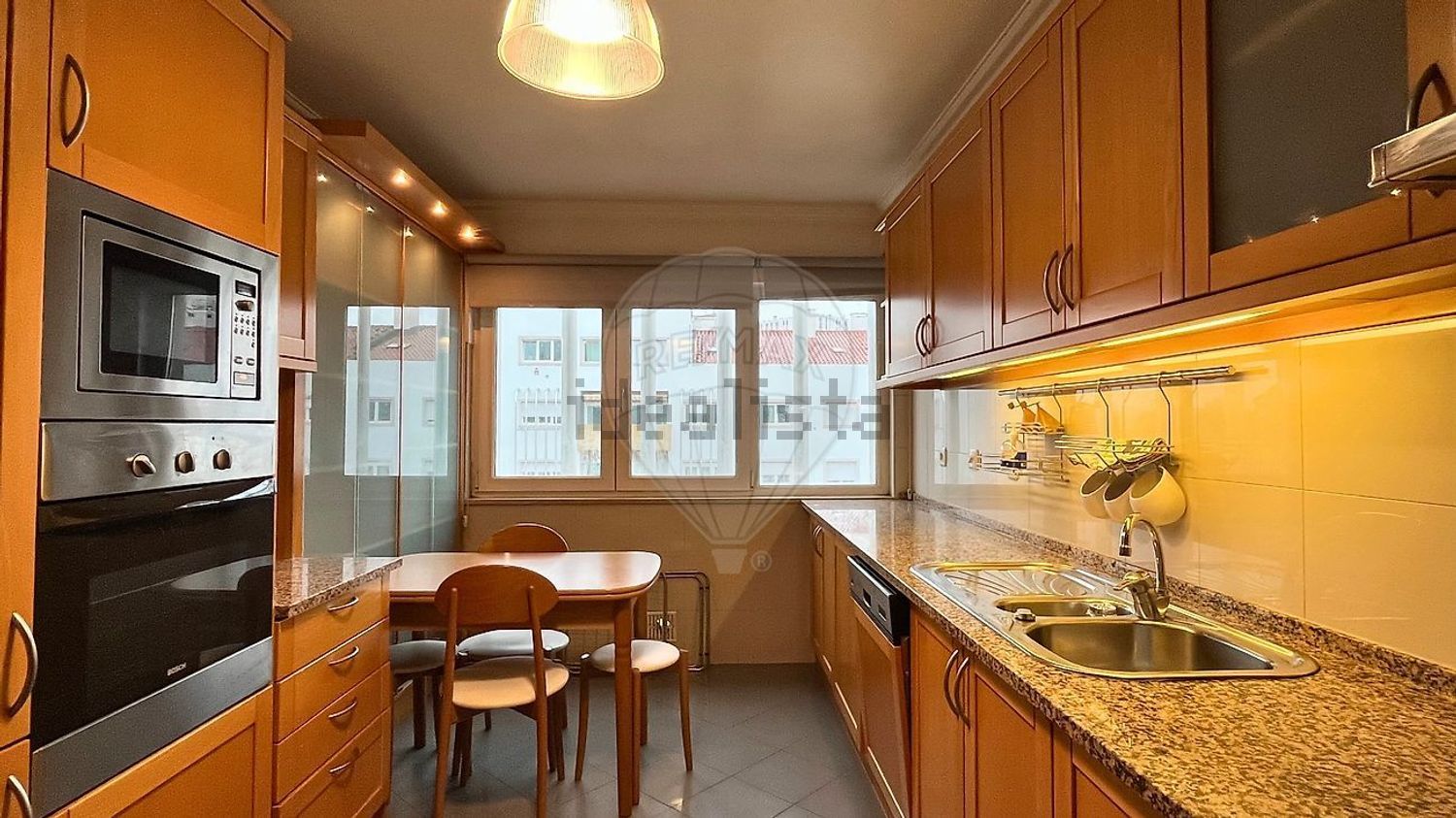 公寓 t3出售在Rua Domingos Rebelo - 厨房