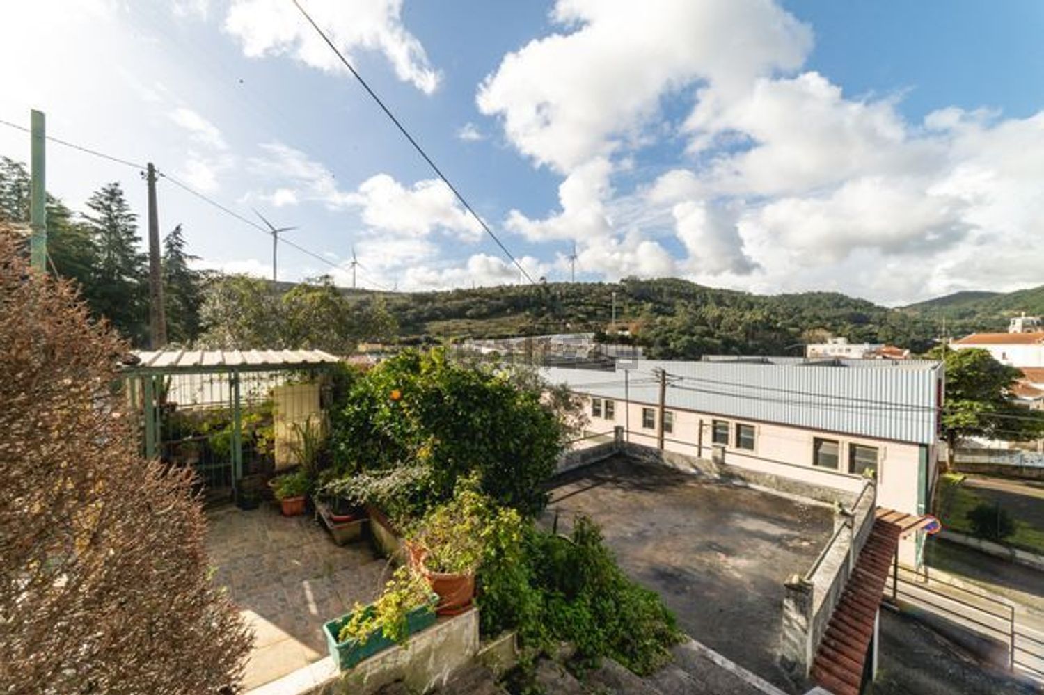 小楼房或独栋别墅出售在Travessa Linhas de Torres - 照片