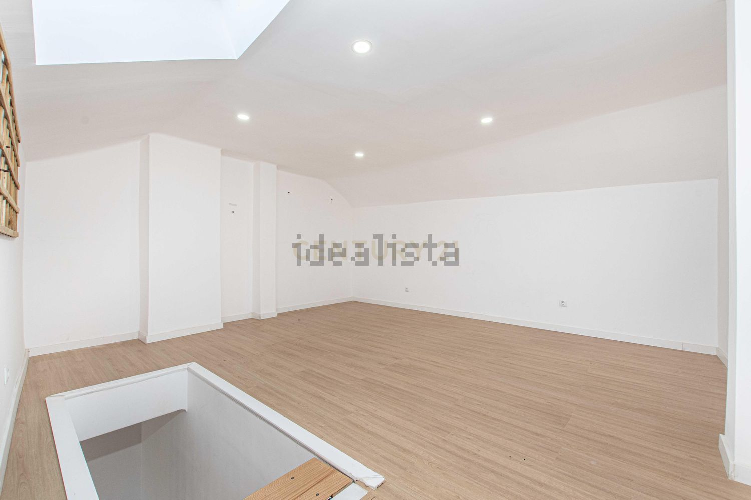 出租公寓 t2在Rua Mestre Roque Gameiro, 8 - 居住