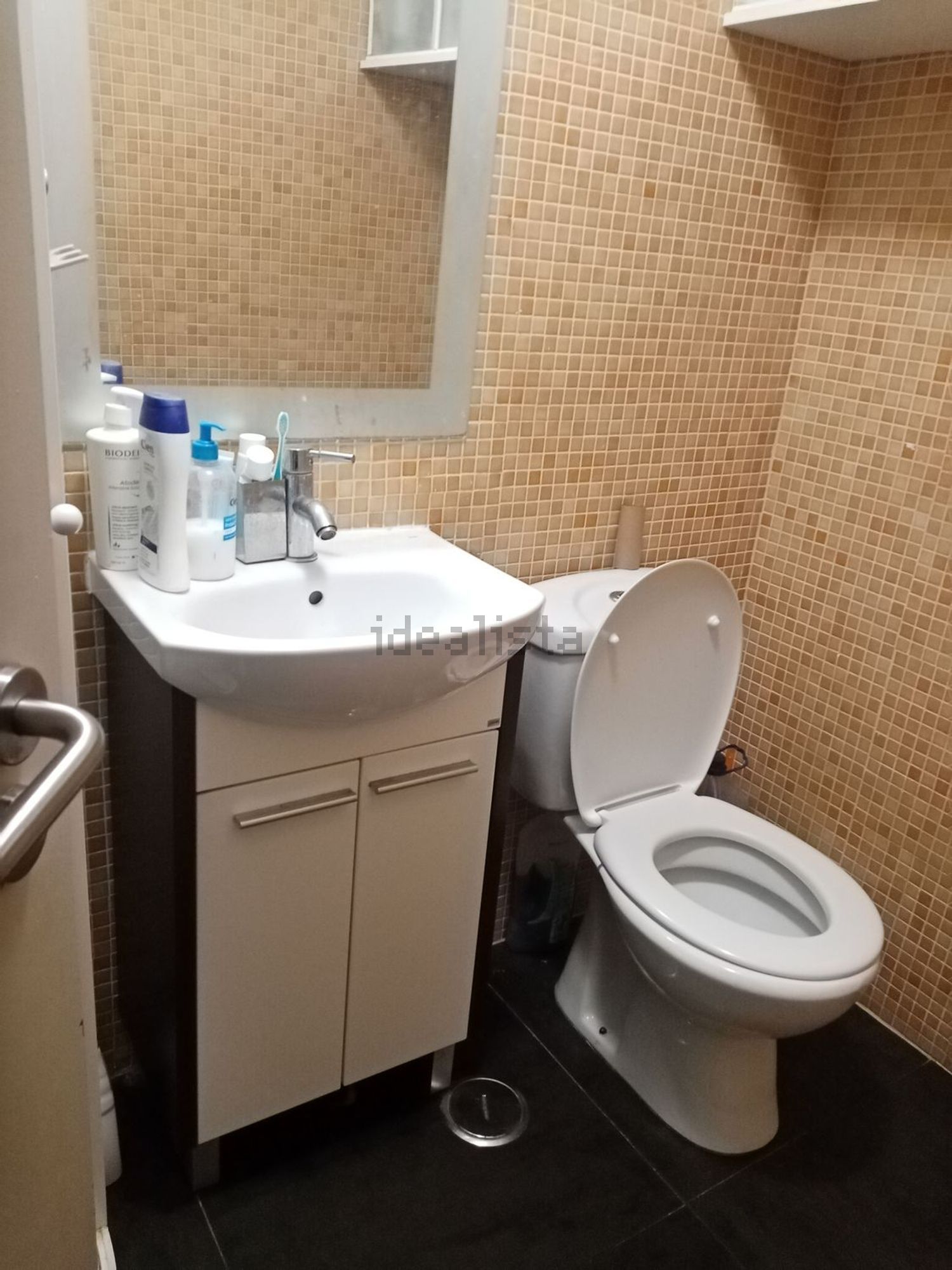 出租房间在Rua Alexandre Herculano, 19 - 卫生间