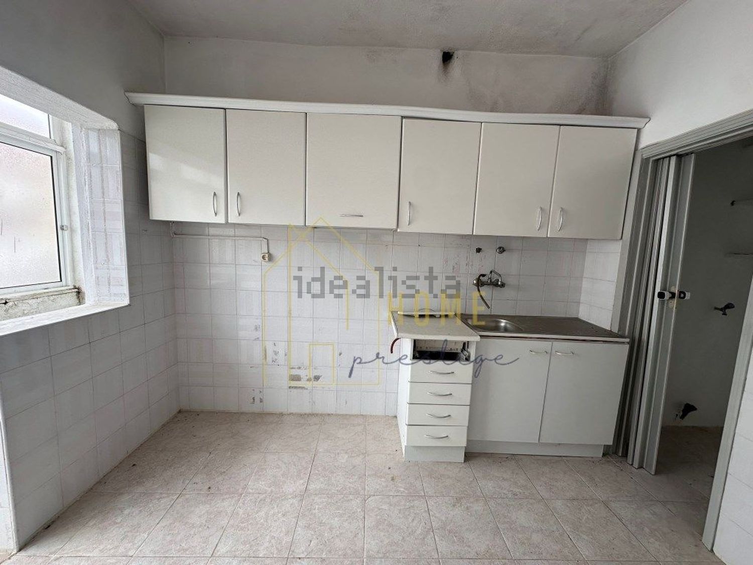 公寓 t2出售在Rua de Moçambique, 78 - 厨房