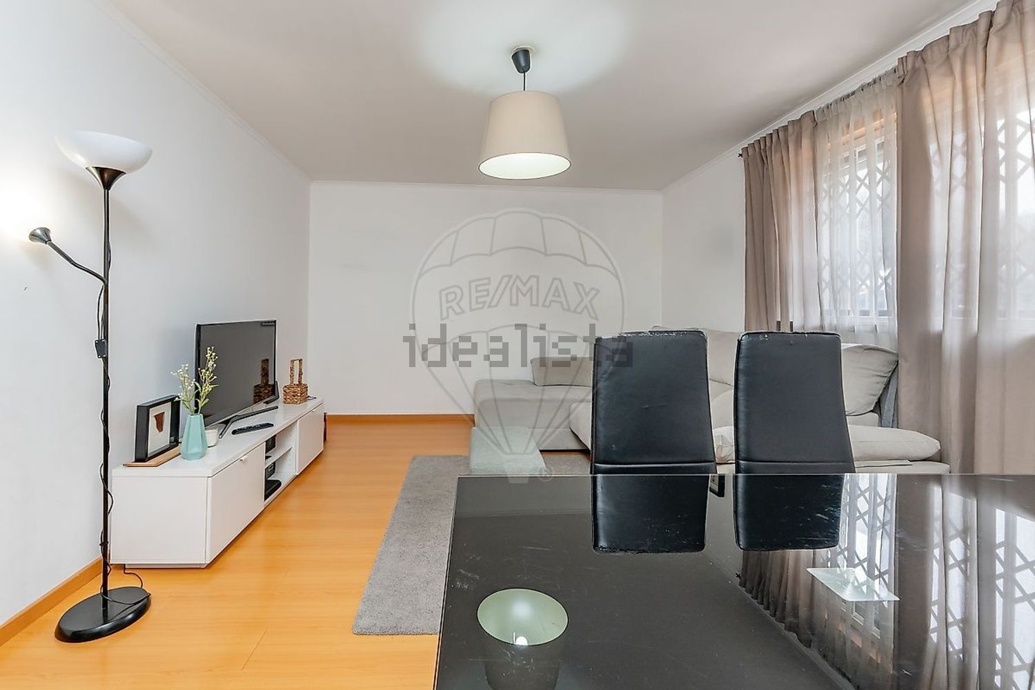 出租公寓 t2在Rua do Bairro de Nova Brasilia - 卧室