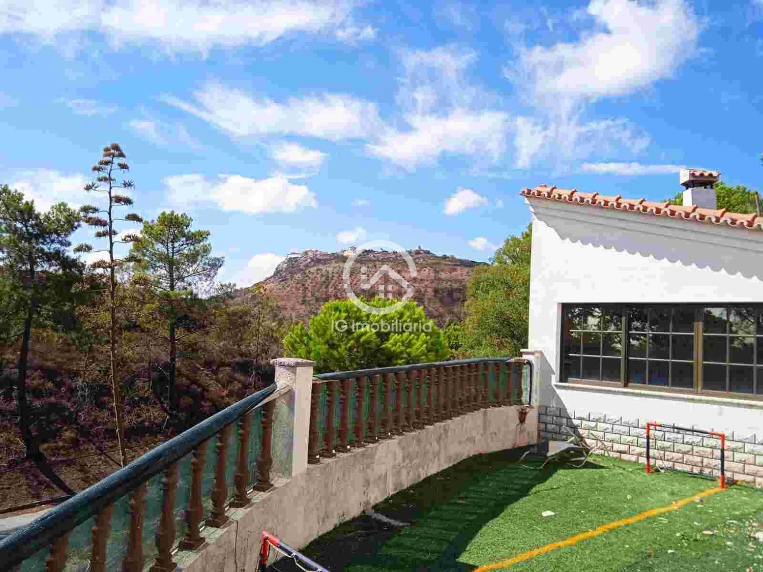 小楼房或独栋别墅出售在Centro - 外立面