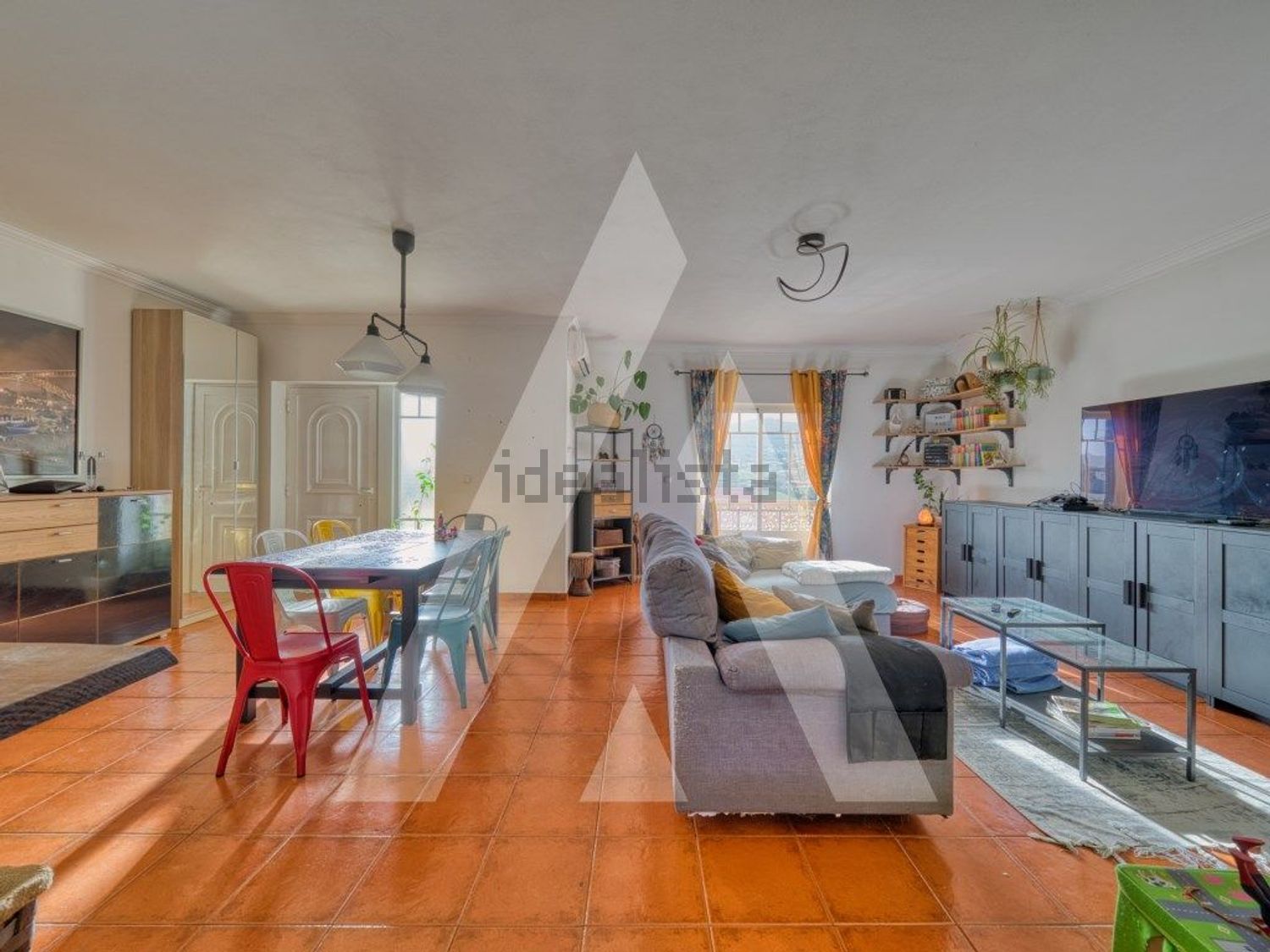 小楼房或独栋别墅出售在Lamas e Cercal - 客厅