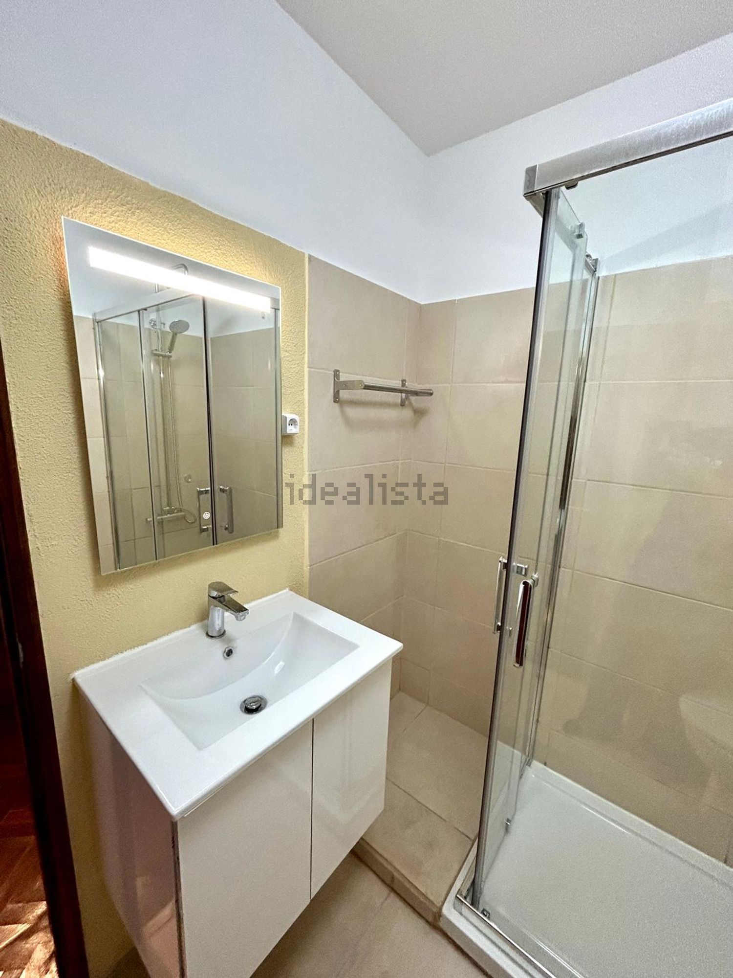 出租公寓 t2在Alameda António Sérgio, 4 - 卫生间