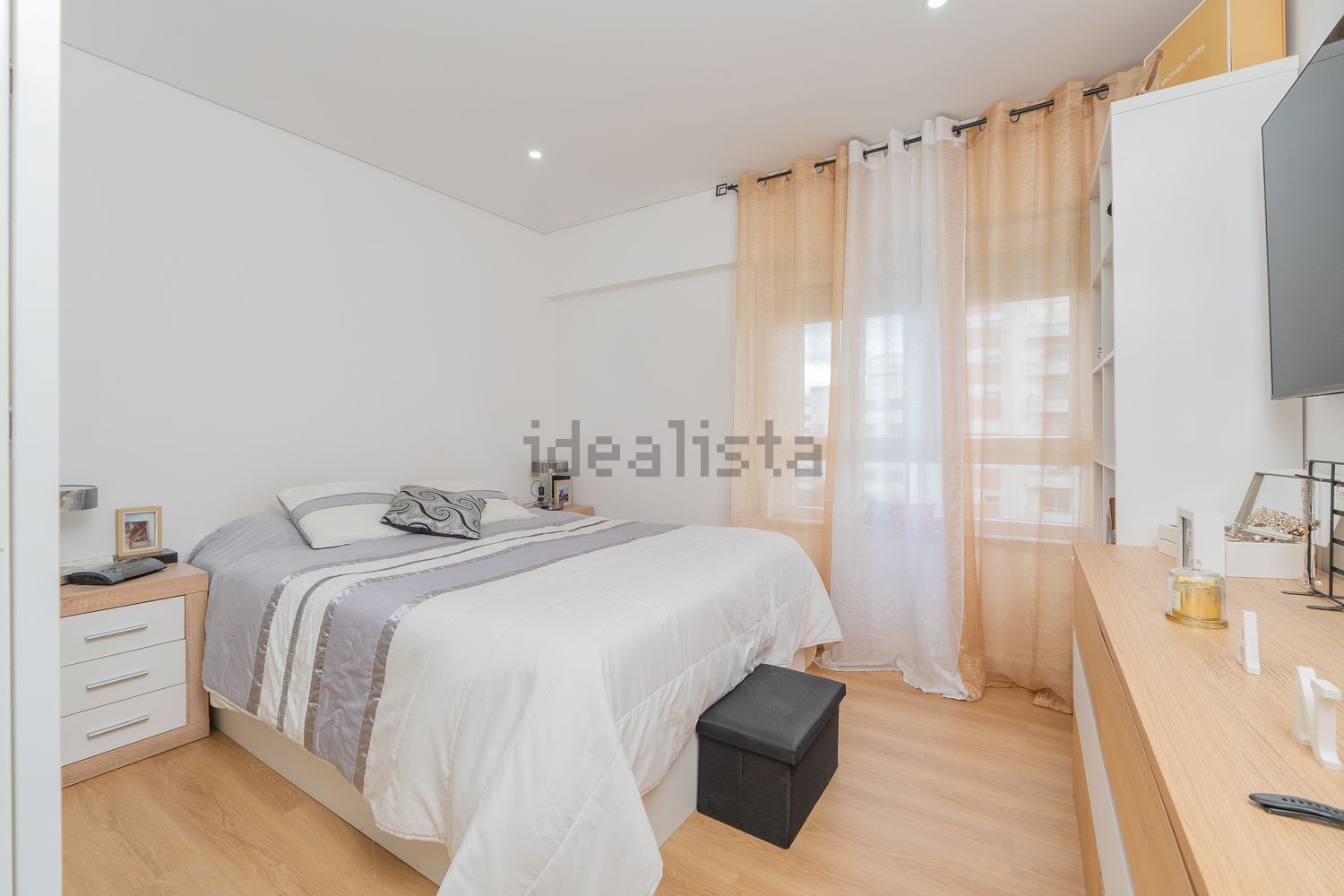 公寓 t3出售在Praceta Ramalho Ortigão - 卧室