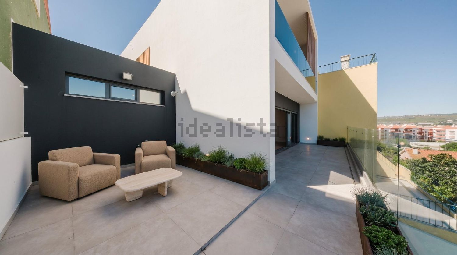 小楼房或独栋别墅出售在Rua Vieira da Silva - 外立面