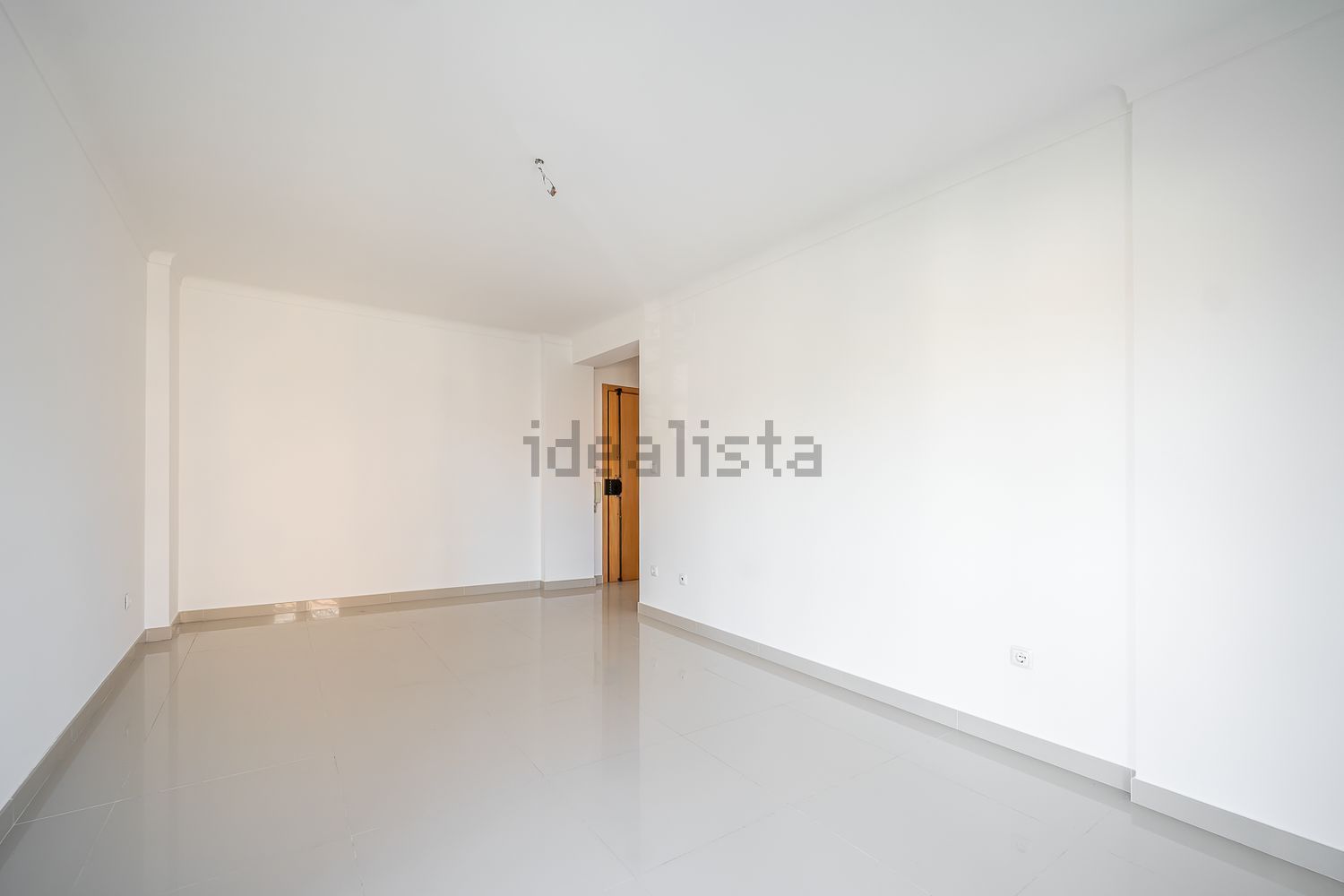 出租公寓 t2在Avenida Doutor Alfredo Bensaúde - 餐厅