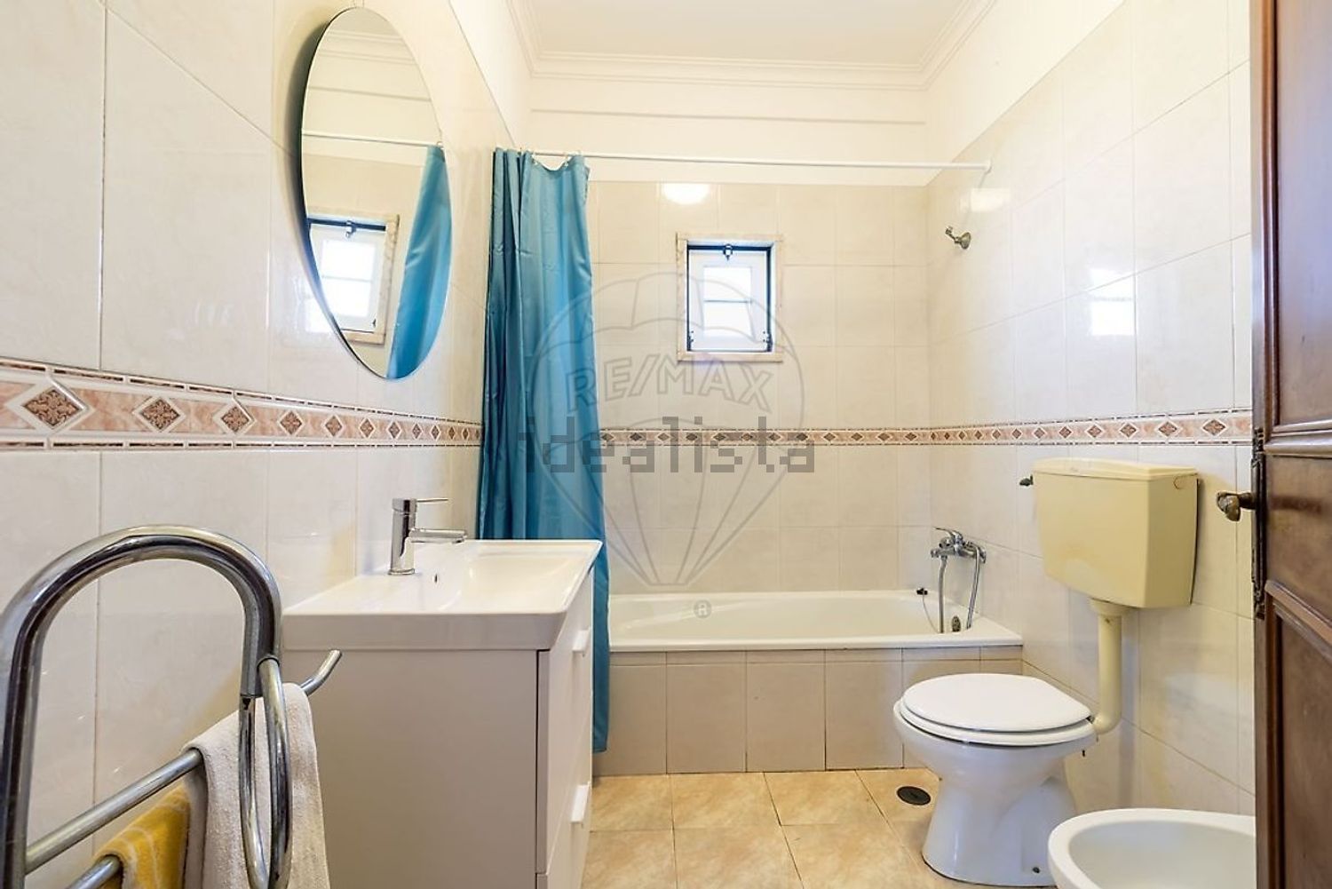 小楼房或独栋别墅出售Casal Novo - 卫生间