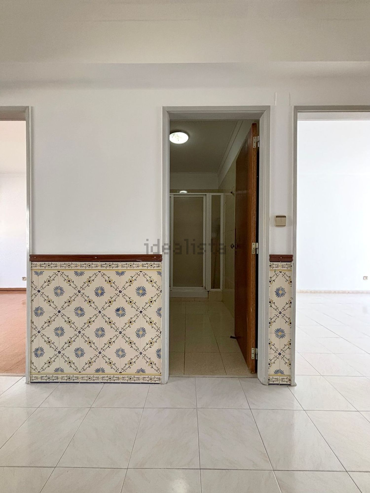 公寓 t2出售在Rua Domingos José Tavares, 11 - 前厅