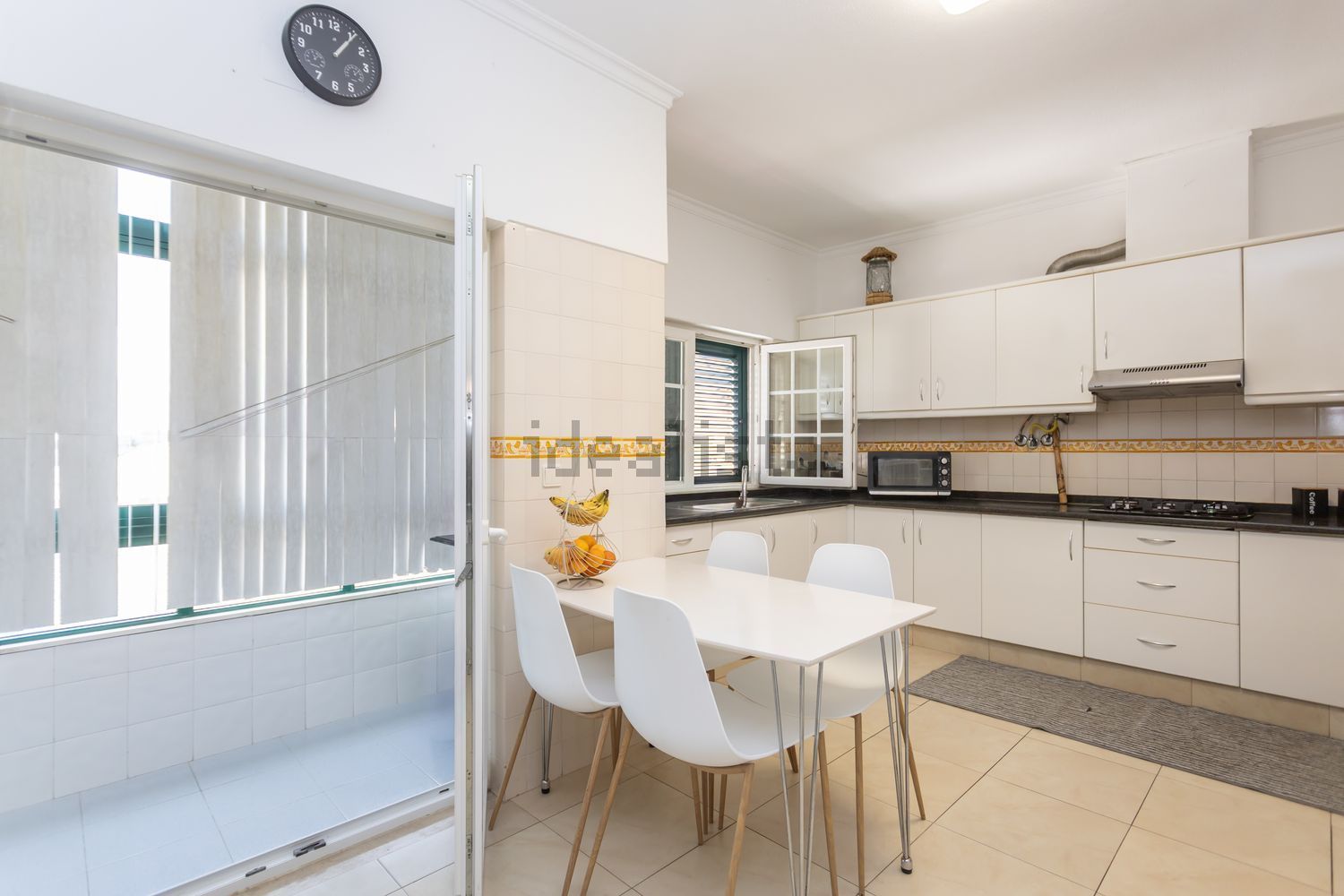 双拼别墅出售Quinta do castelo do Outeiro .- Rua 1º Maio - 厨房