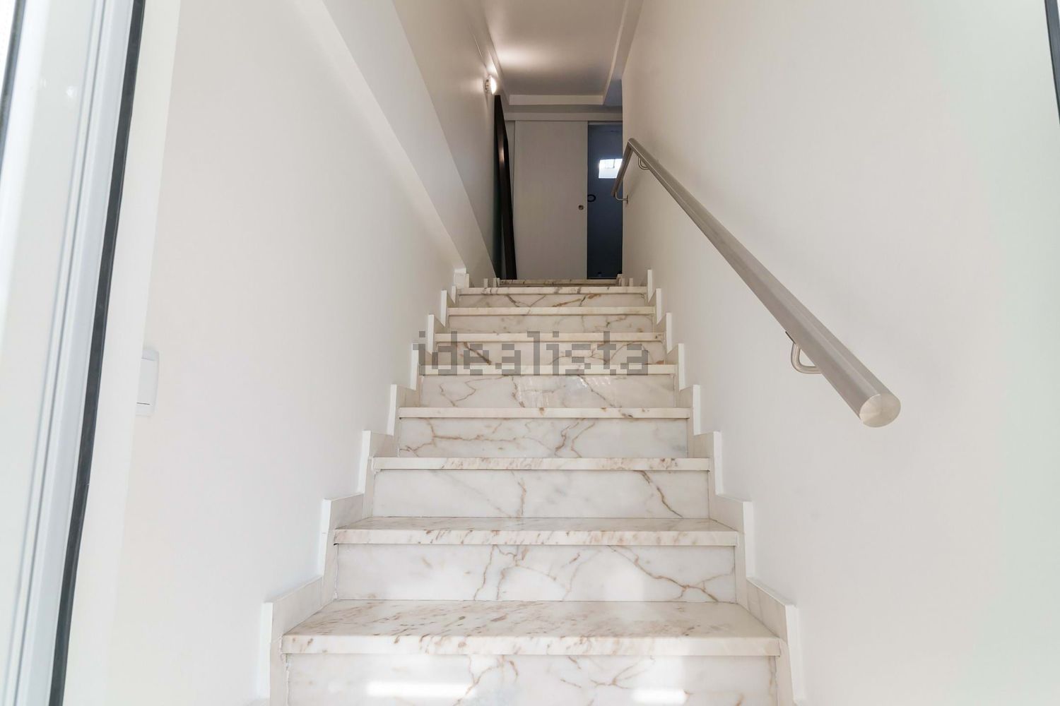 公寓 t2出售在Rua Benjamim Ribeiro, 90 b - 详情