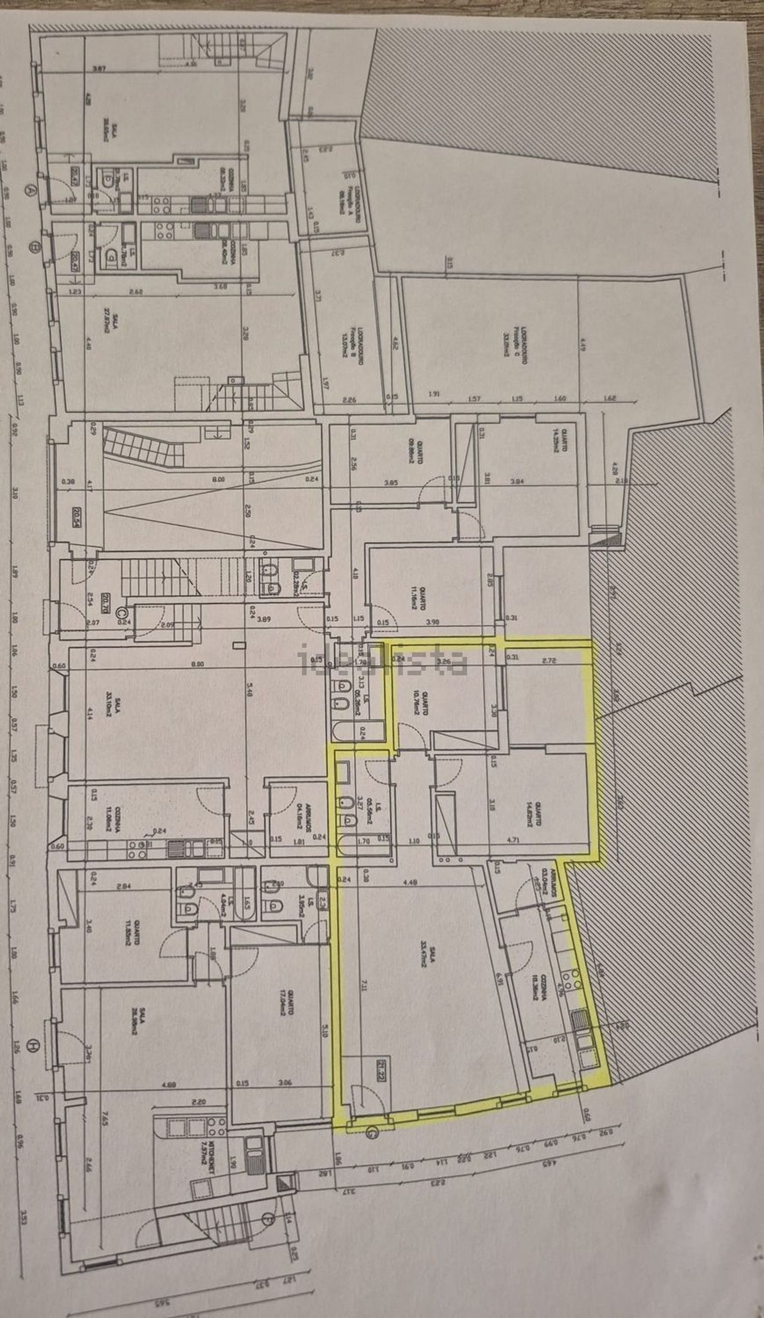 公寓 t2出售在Rua Arnaldo Cortiço - 平面图