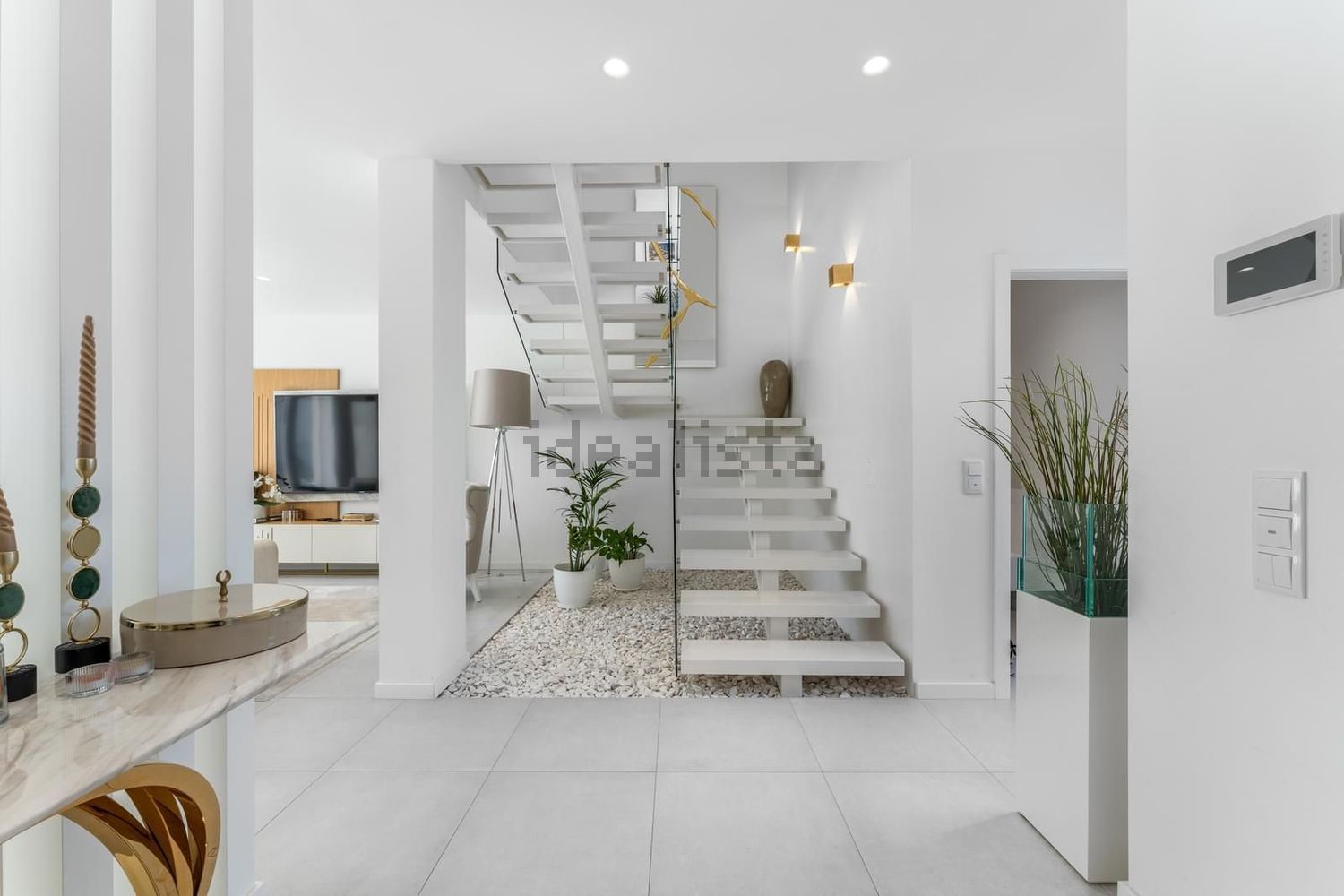 小楼房或独栋别墅出售在Rua Piteira Santos - 详情