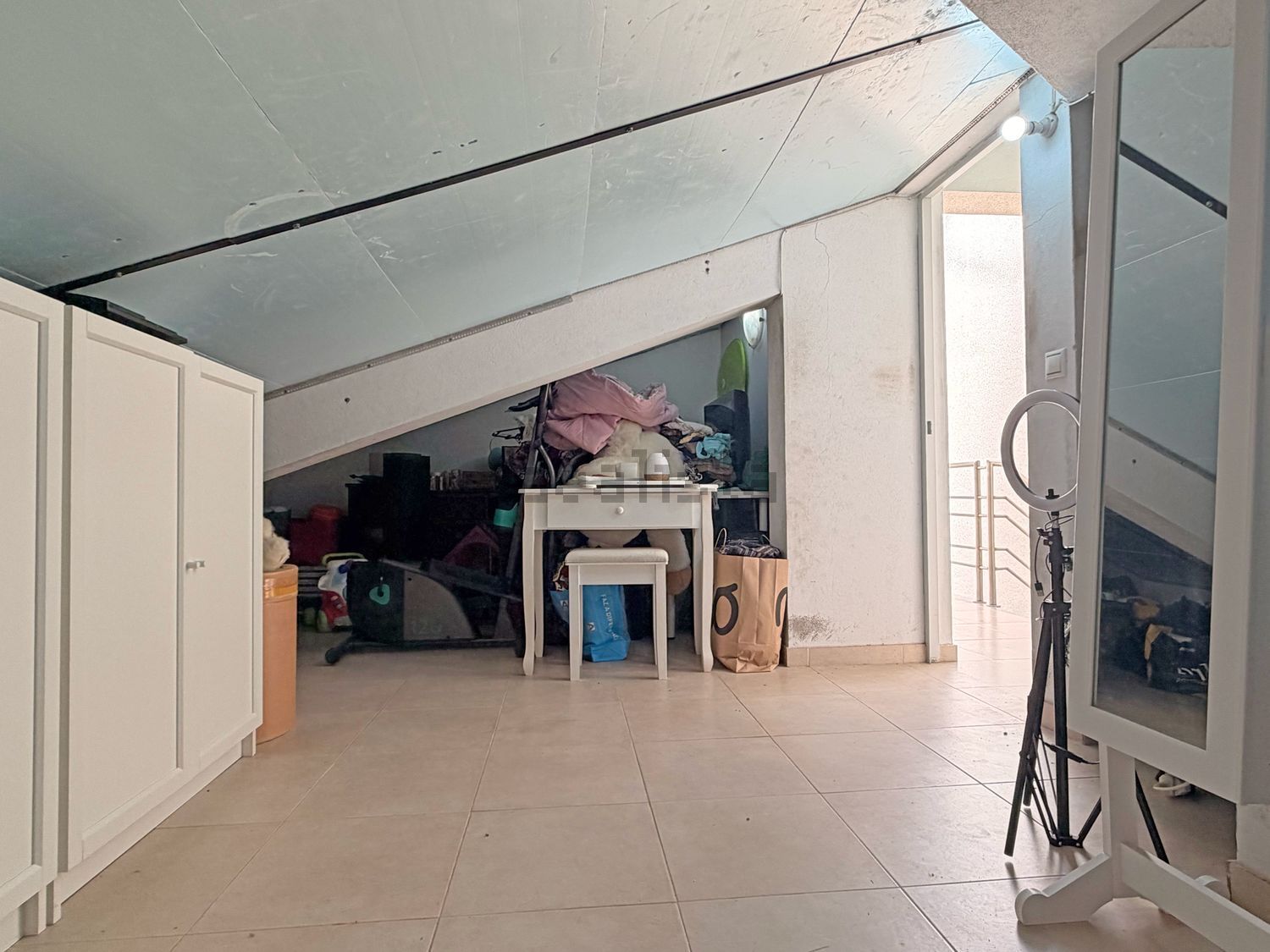 公寓 t3出售在Rua 1 de Novembro - 储藏室