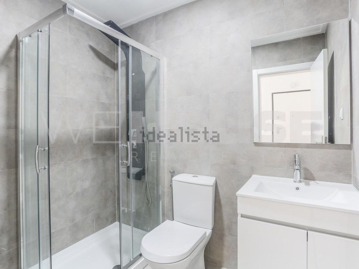 公寓 t1出售在Rua Voz do Operário, 74 - 客厅