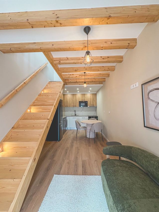 出租小楼房或独栋别墅在Rua General Amilcar Mota, 47