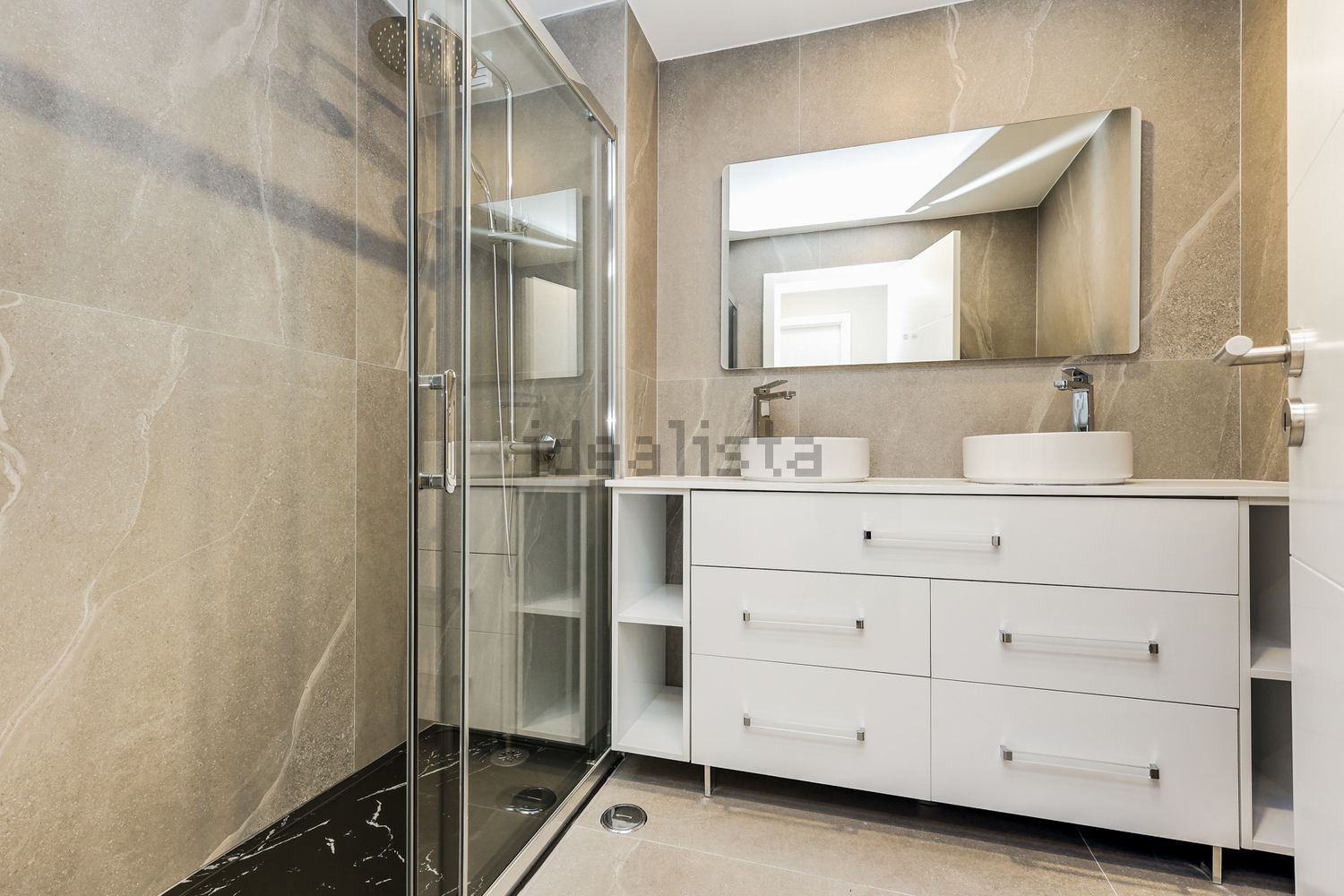 出租公寓 t4在Rua João das Regras, 35 - 卫生间