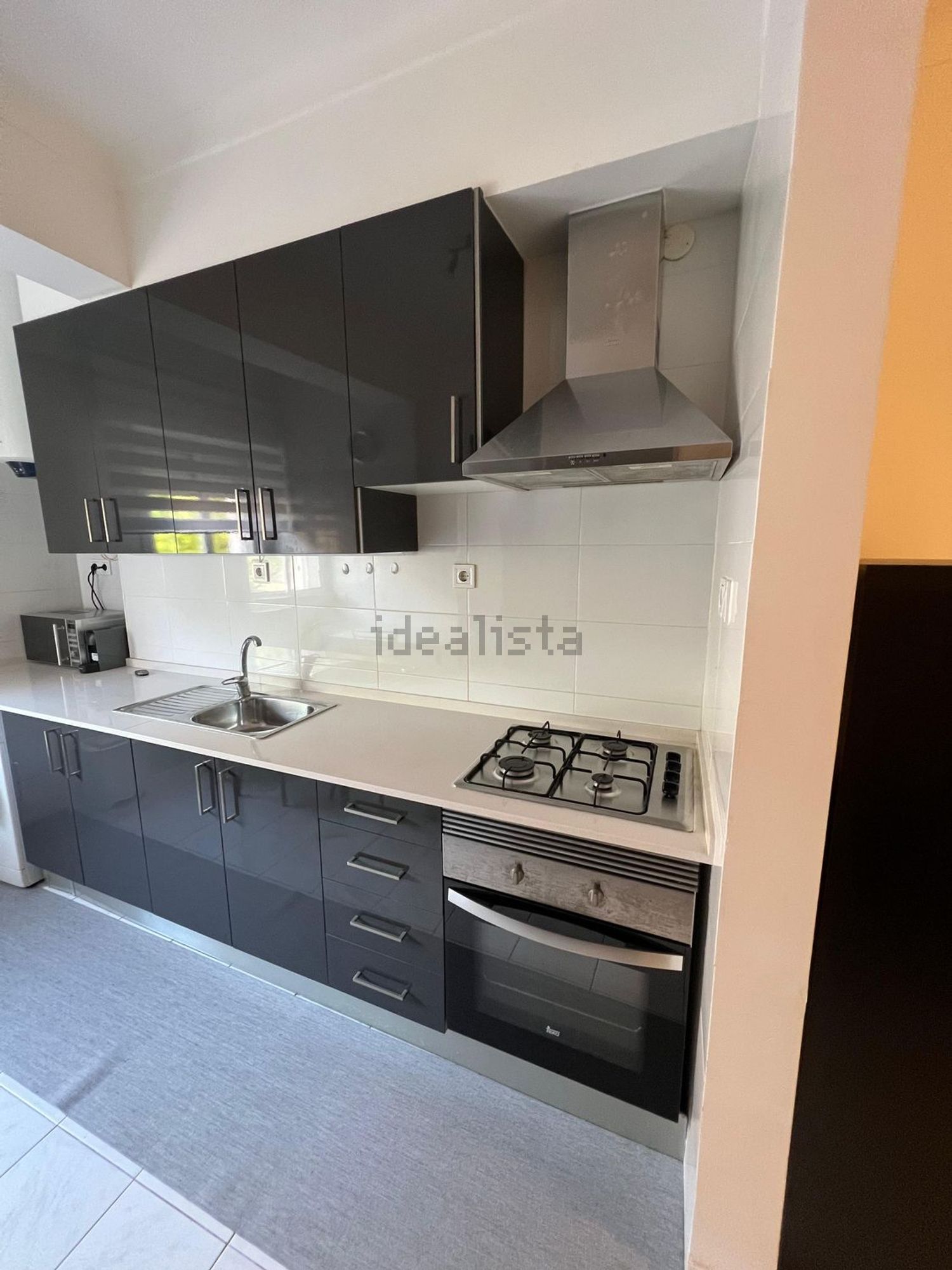 出租公寓 t1在Avenida de Pangim, 26 - 厨房