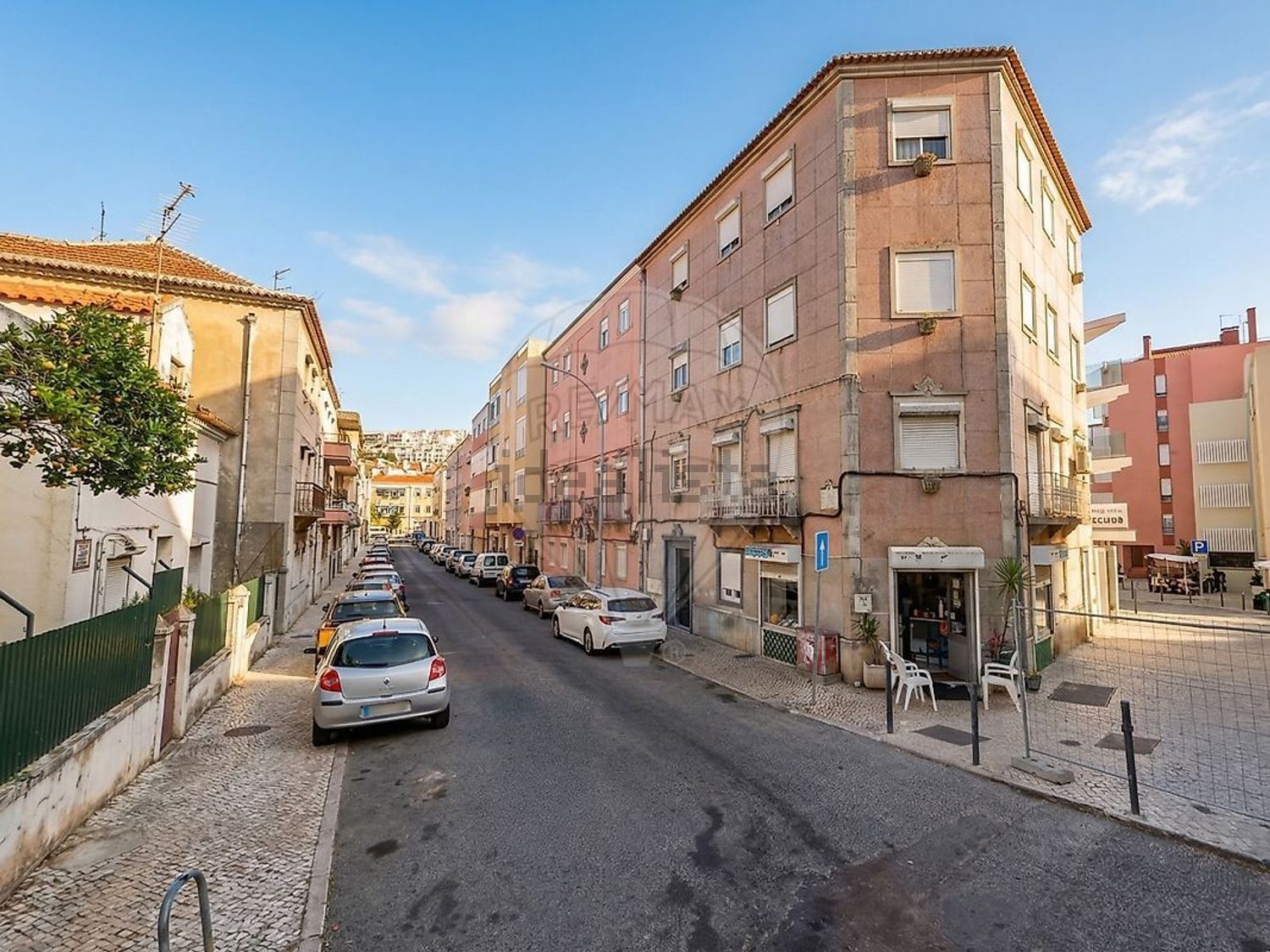 公寓 t2出售在Rua Dom João de Castro - 视线