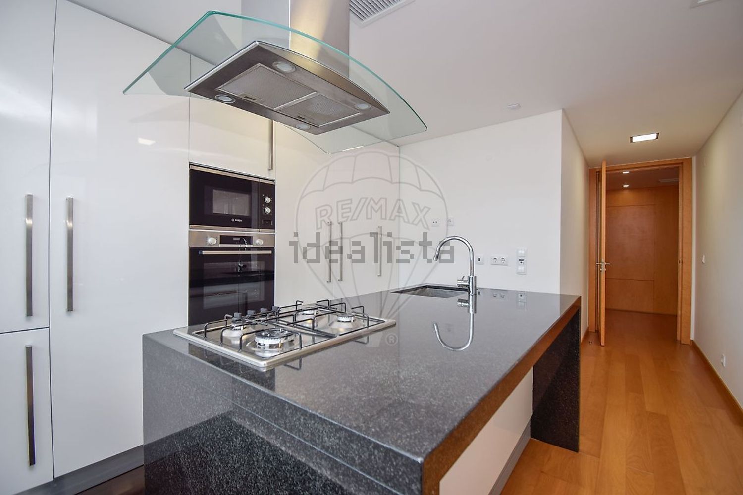 公寓 t3出售在Rua Xavier de Araújo, 14 - 厨房