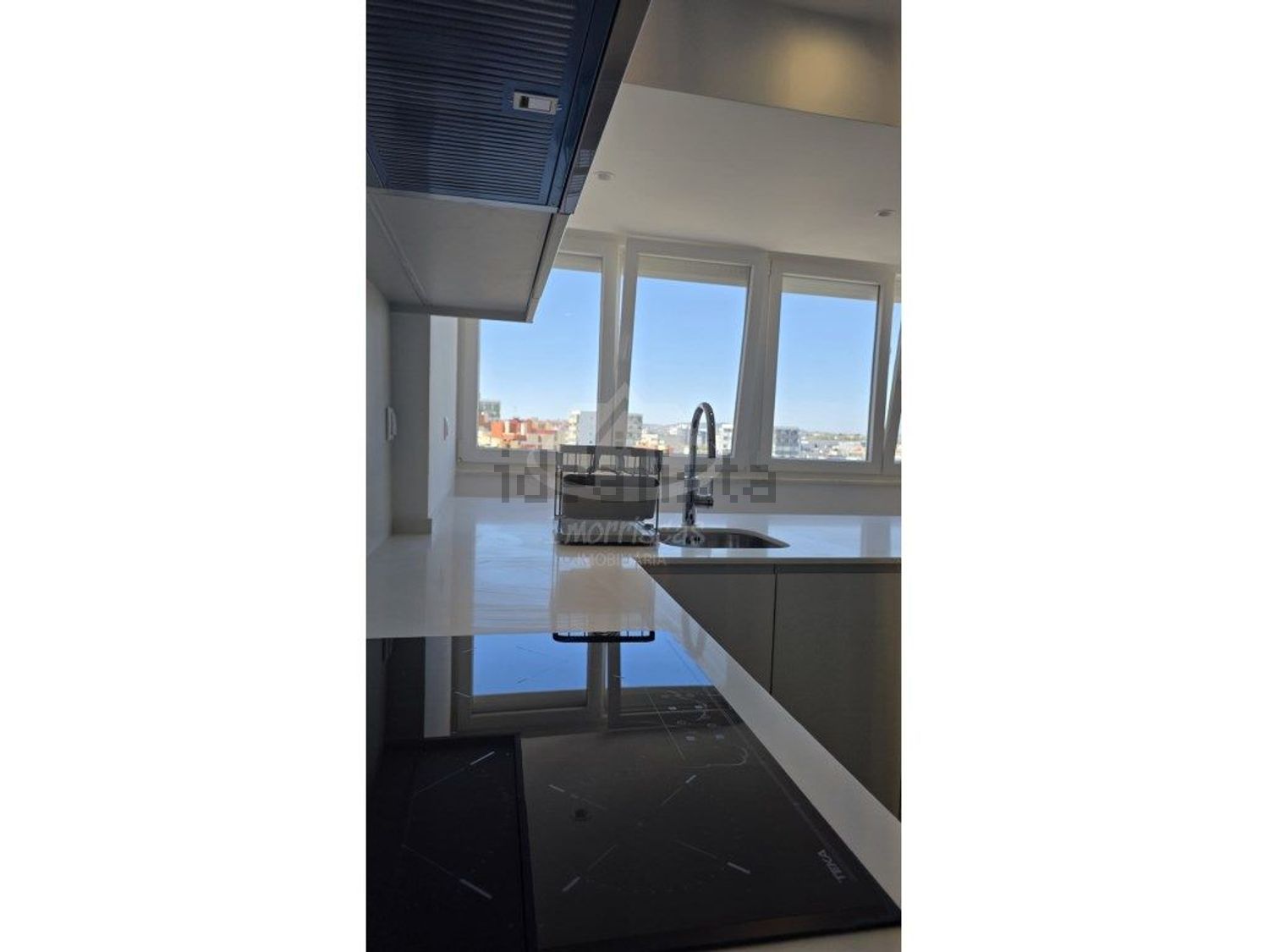 公寓 t3出售在Rua Cidade de Bolama - 照片