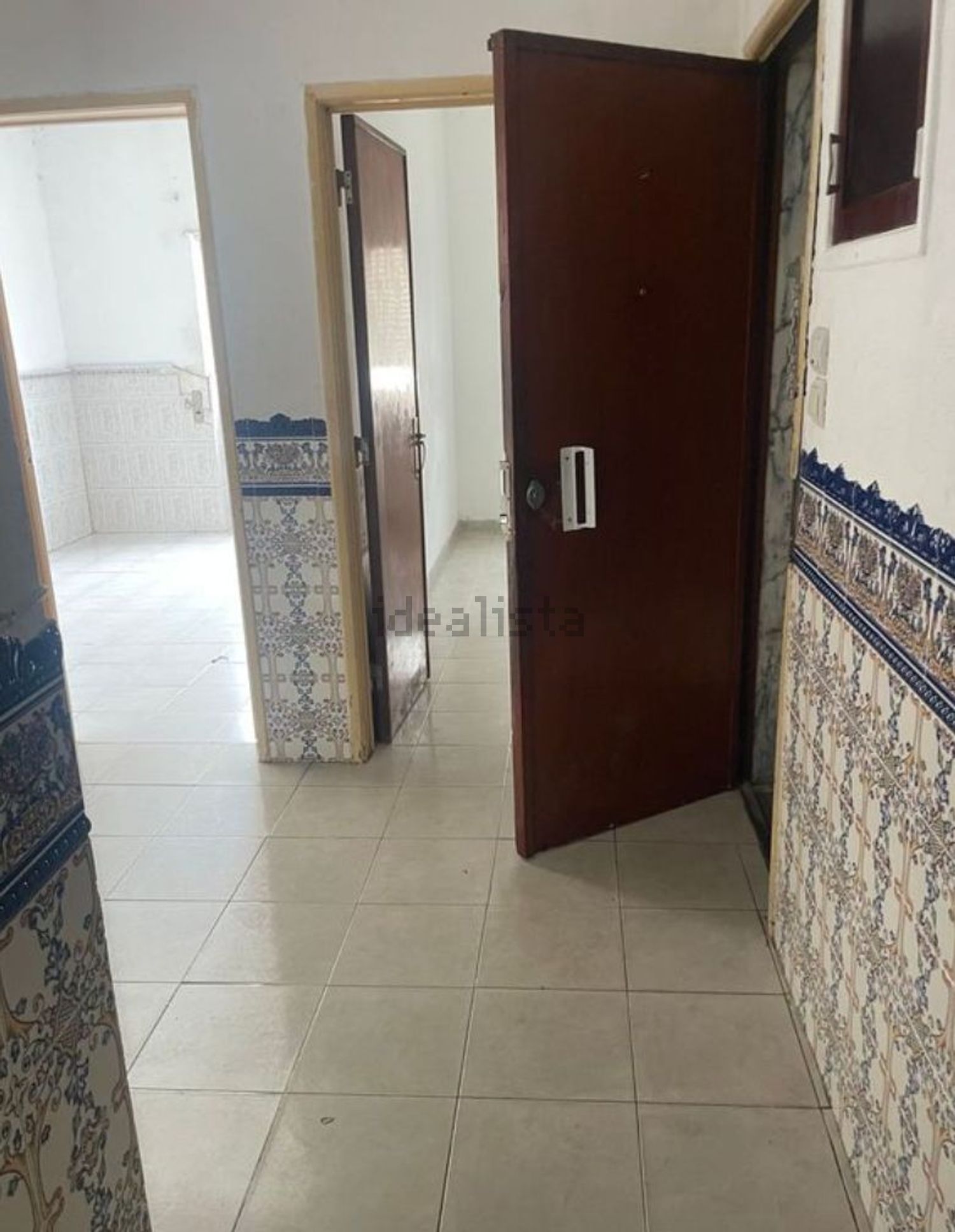 公寓 t2出售在Rua Vasco Santana - 过道