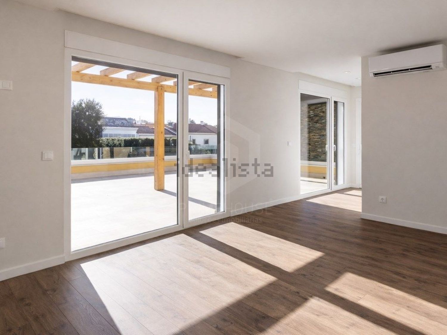 小楼房或独栋别墅出售在Rua das Galeotas, 14 - 照片