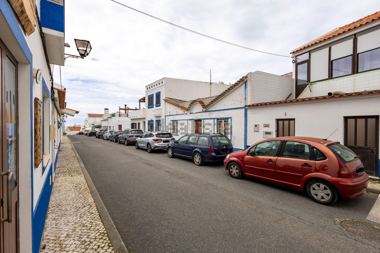 小楼房或独栋别墅出售在Rua Candido da Silva - 外立面