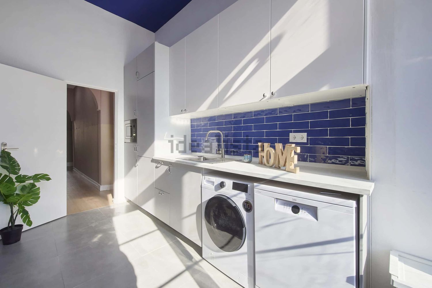 出租房间在Largo Vitorino Damásio, 2 - 厨房