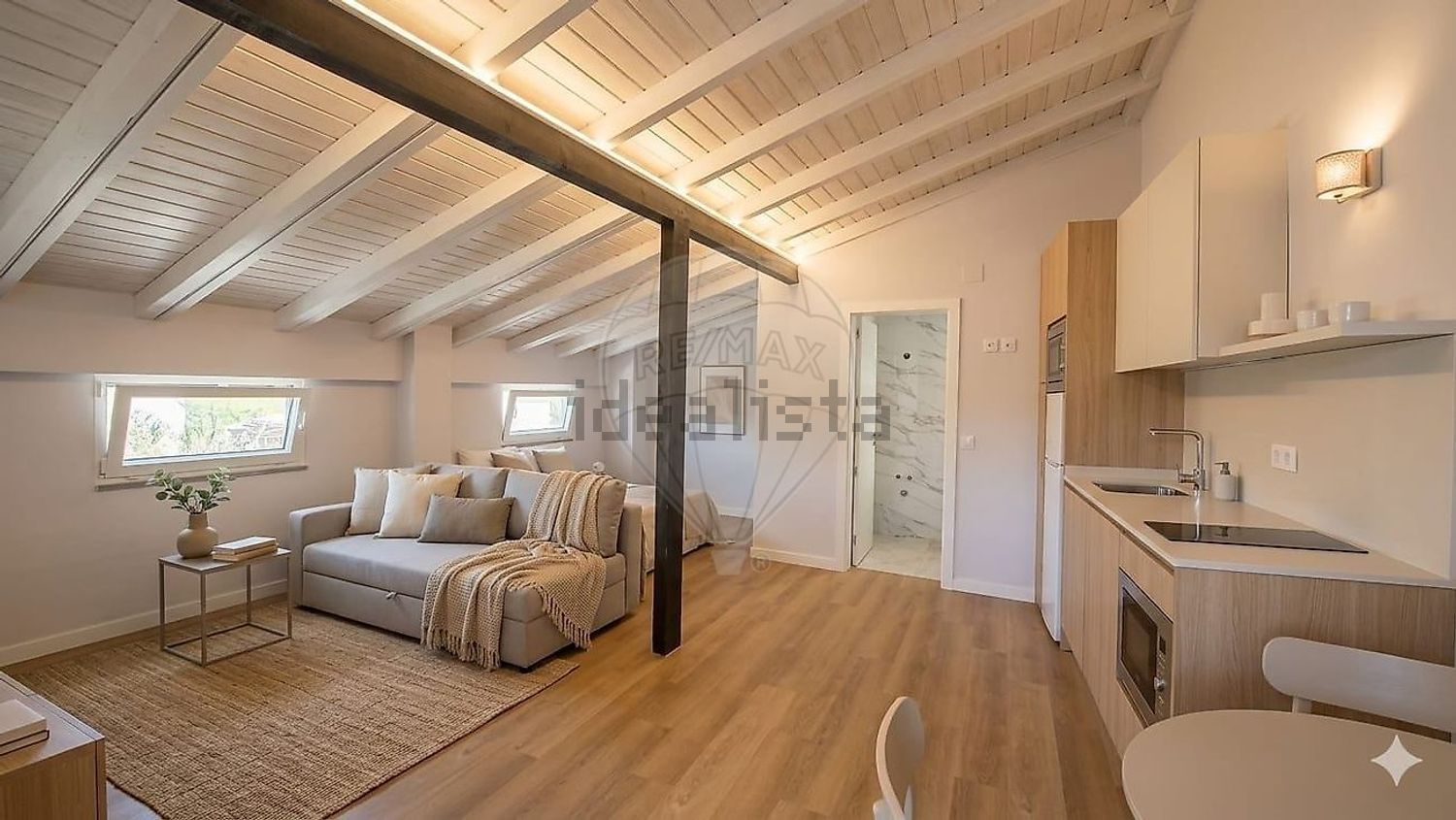 小楼房或独栋别墅出售N116 - 卧室