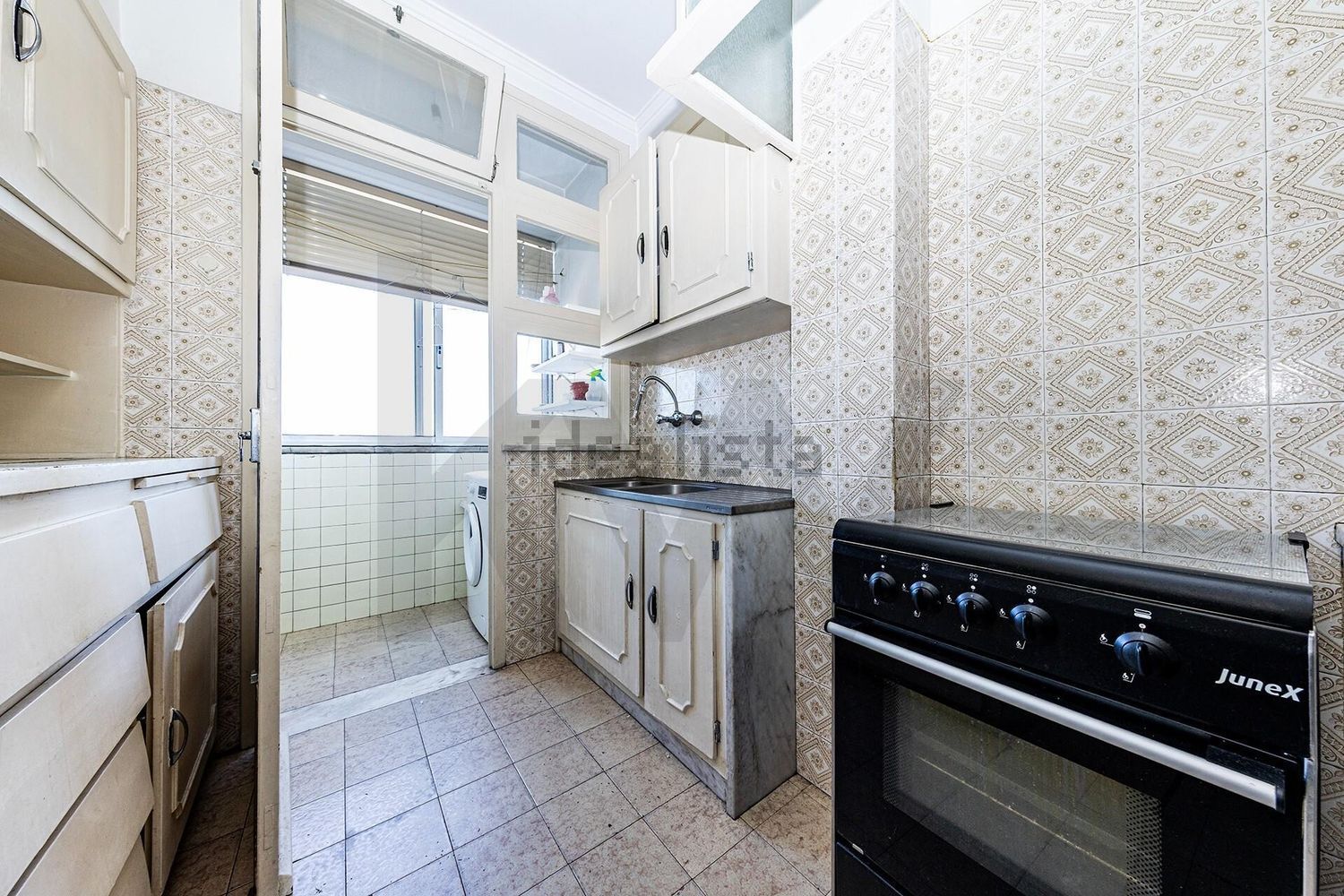 出租公寓 t1在Bairro dos Actores - Barão Sabrosa - 厨房