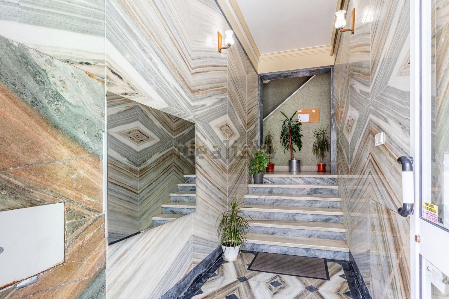 公寓 t2出售在Sacavém e Prior Velho - 详情