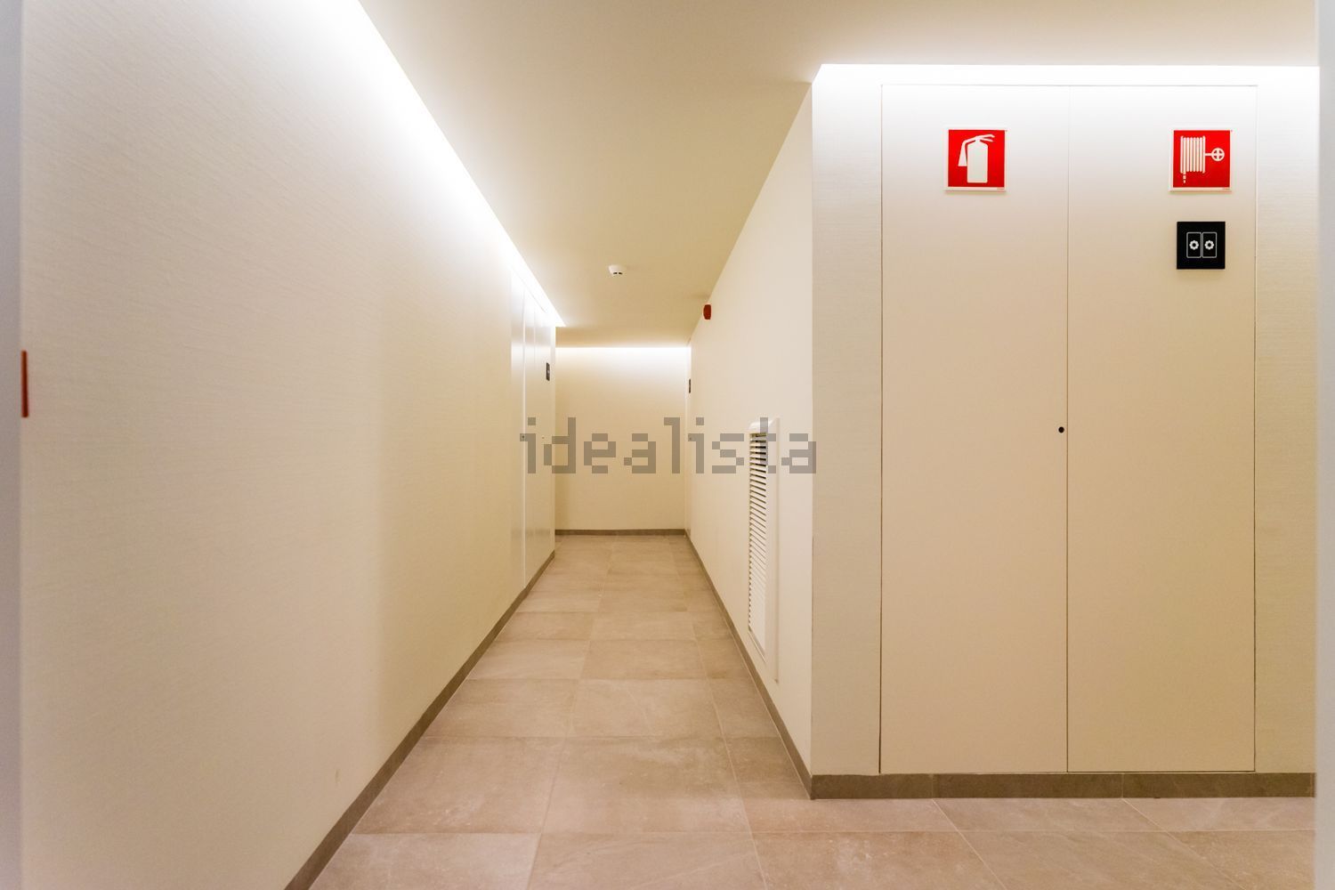 出租公寓 t1在Rua Mário Botas - 详情