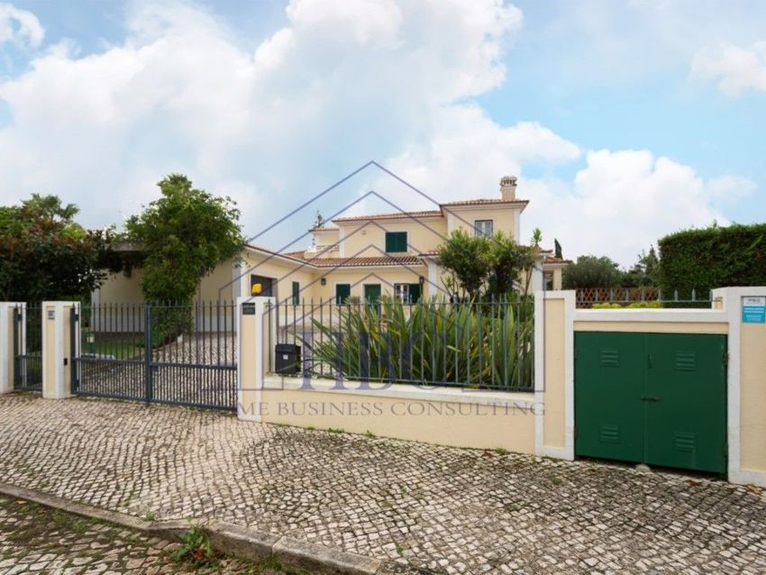 出租小楼房或独栋别墅在Beloura - Penha Longa