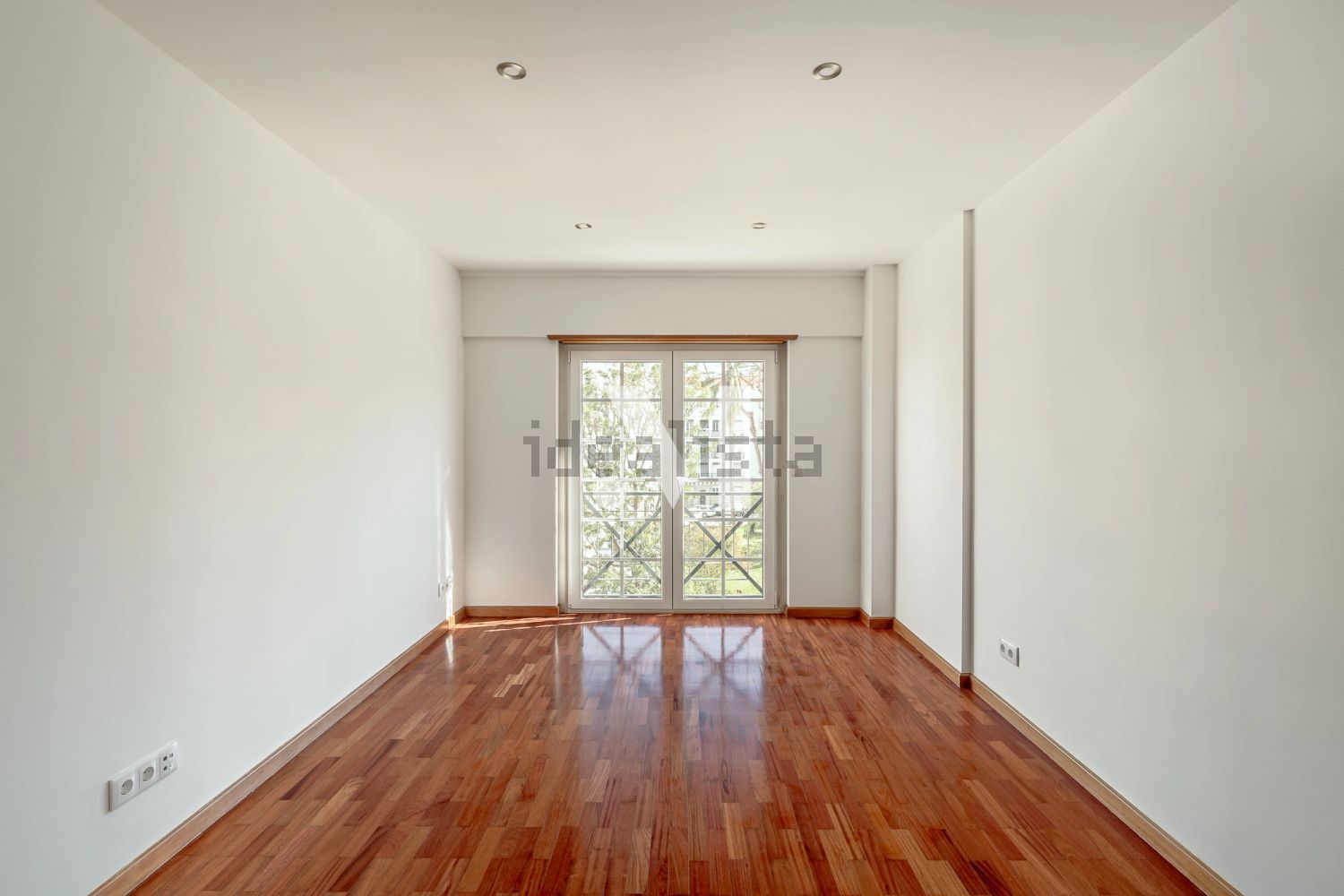 出租公寓 t4在Rua da Penha de França s/n - 卧室