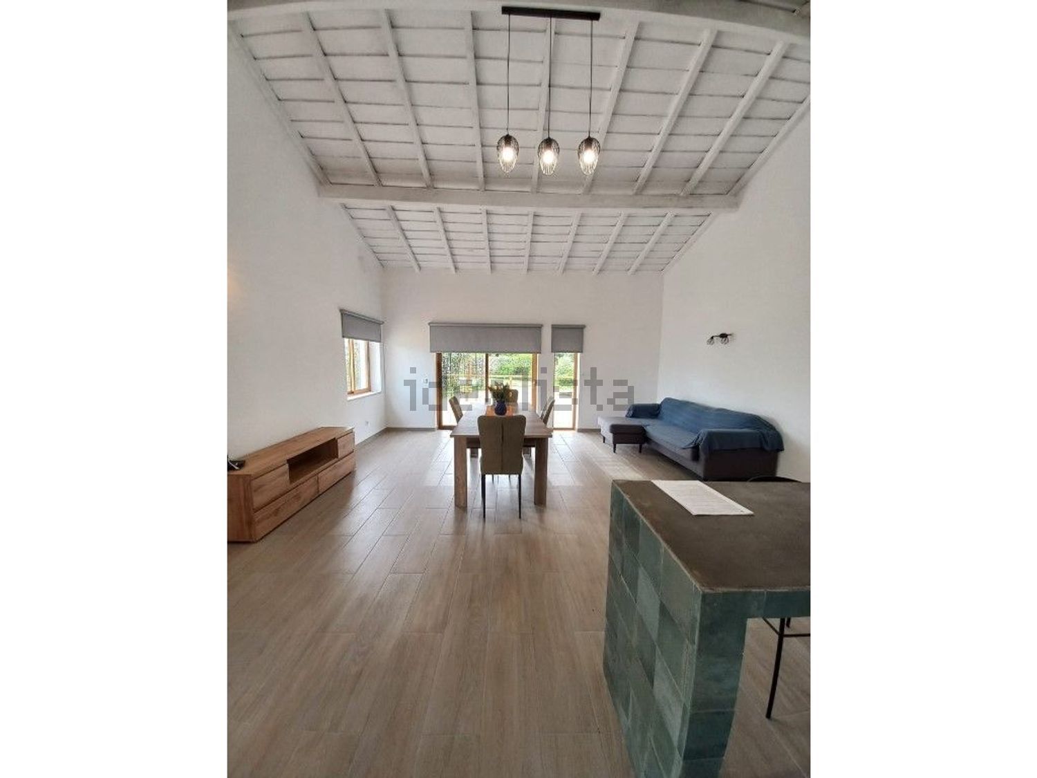 出租小楼房或独栋别墅在Grândola e Santa Margarida da Serra - 客厅