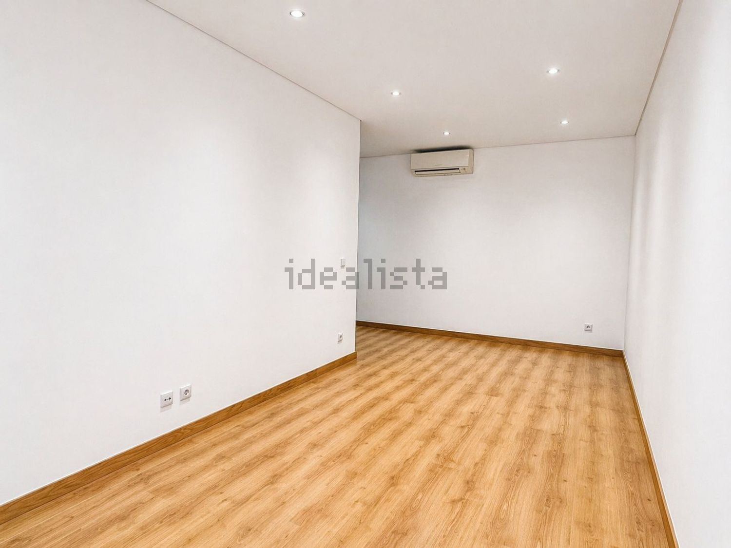 公寓 t3出售在Avenida Reinaldo dos Santos, 7 - 卧室