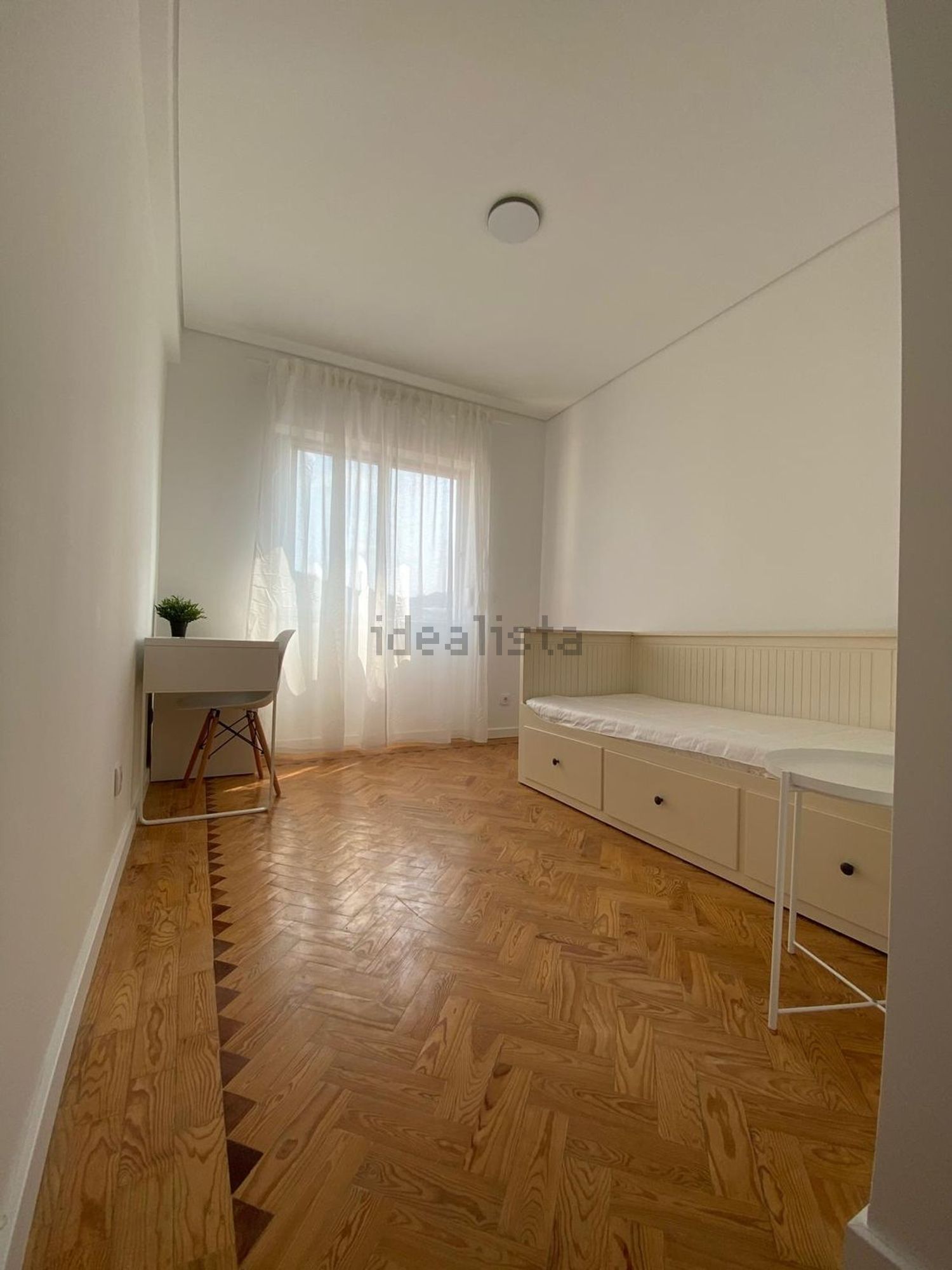 出租房间在Rua Dom Nuno Álvares Pereira, 16 - 卧室