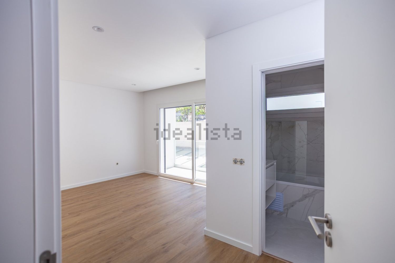 双拼别墅出售在Avenida Raul Brandão - 卧室