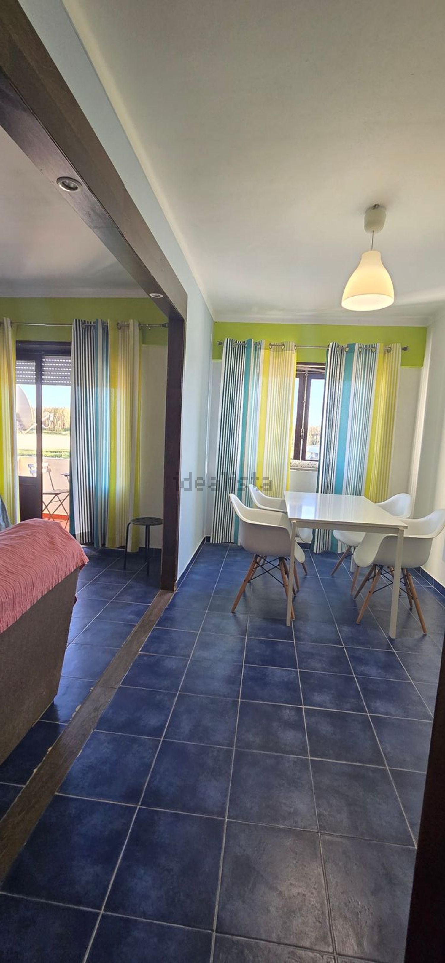 公寓 t2出售在Rua General Humberto Delgado, 6 - 客厅