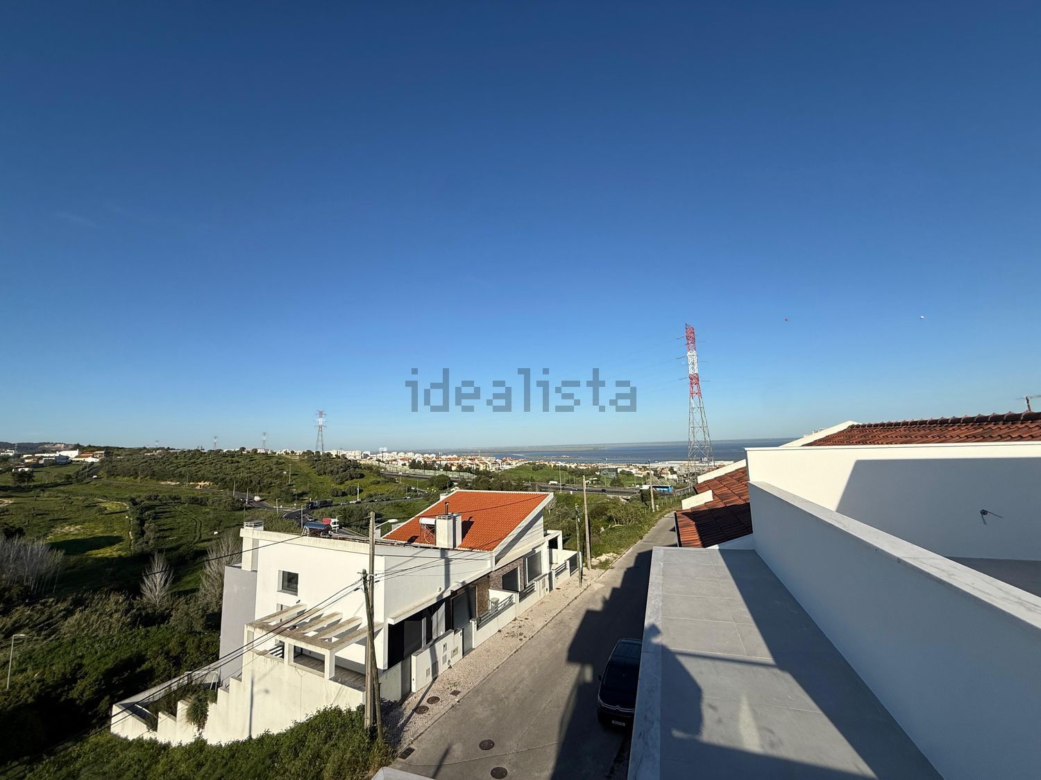 双拼别墅出售在Avenida Raul Brandão, 8 - 照片